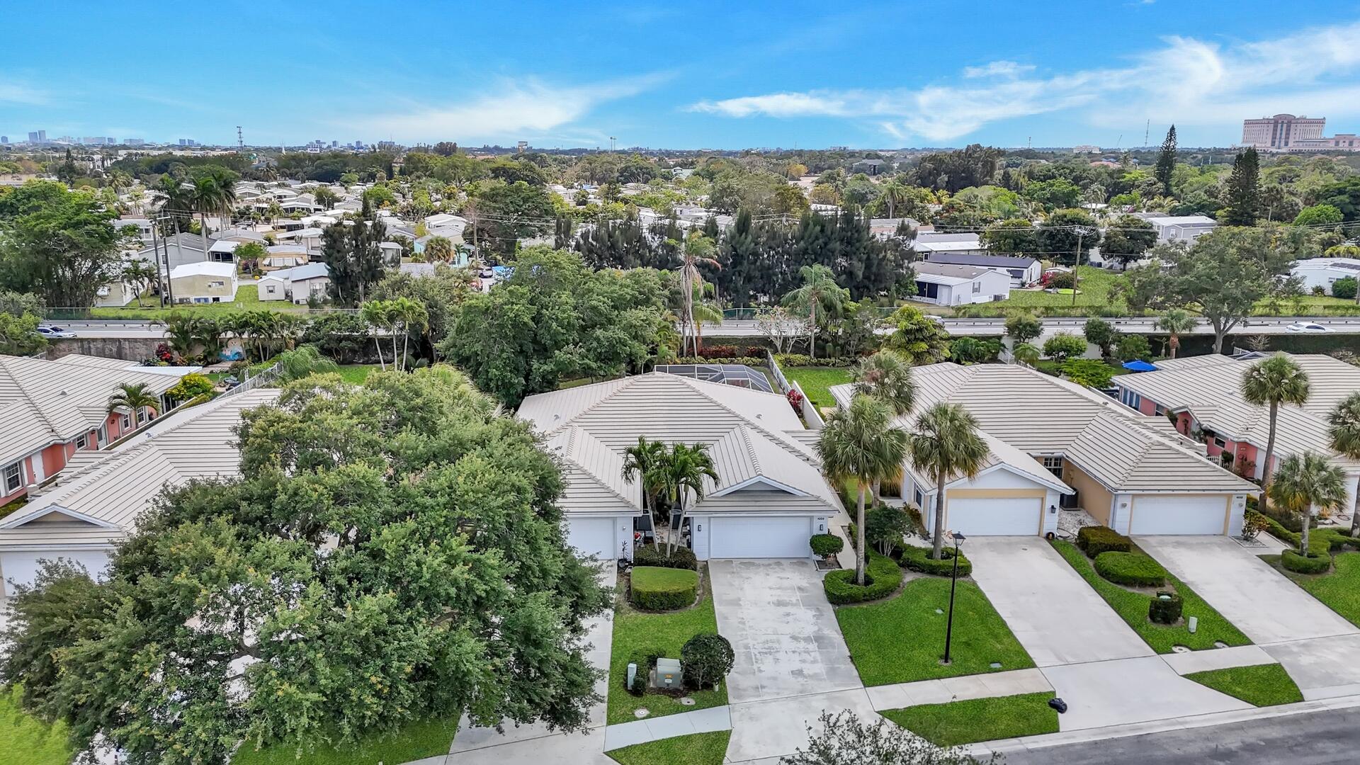 4220 Royal Oak Drive