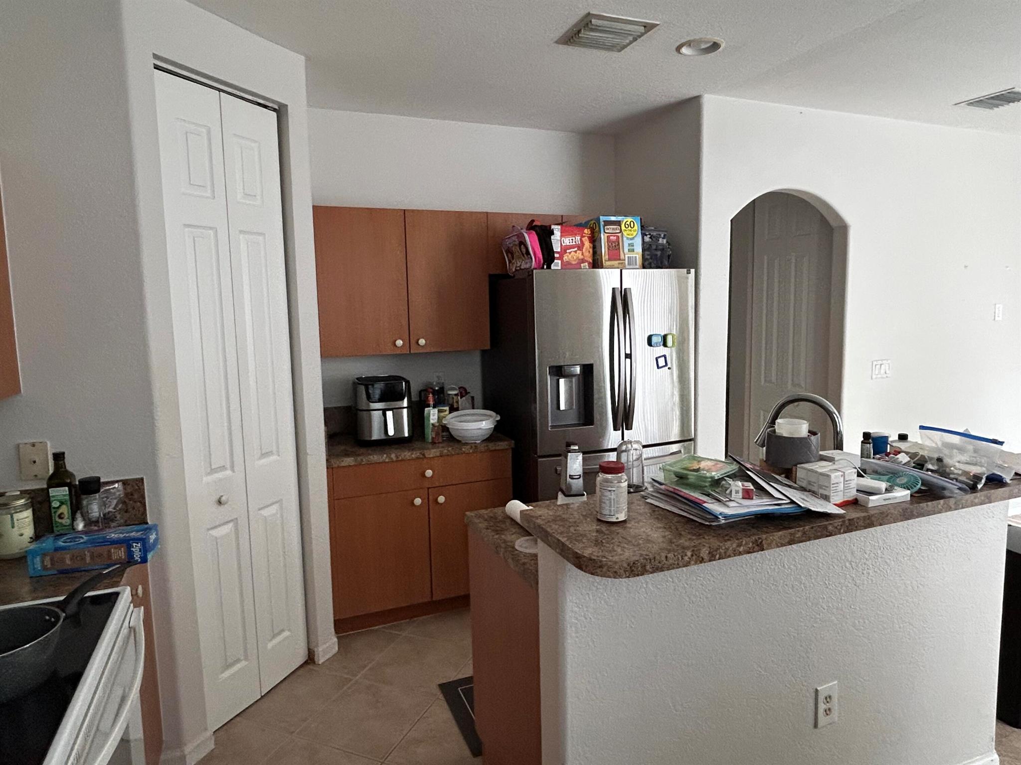 2673 SW 85 Th Avenue 102