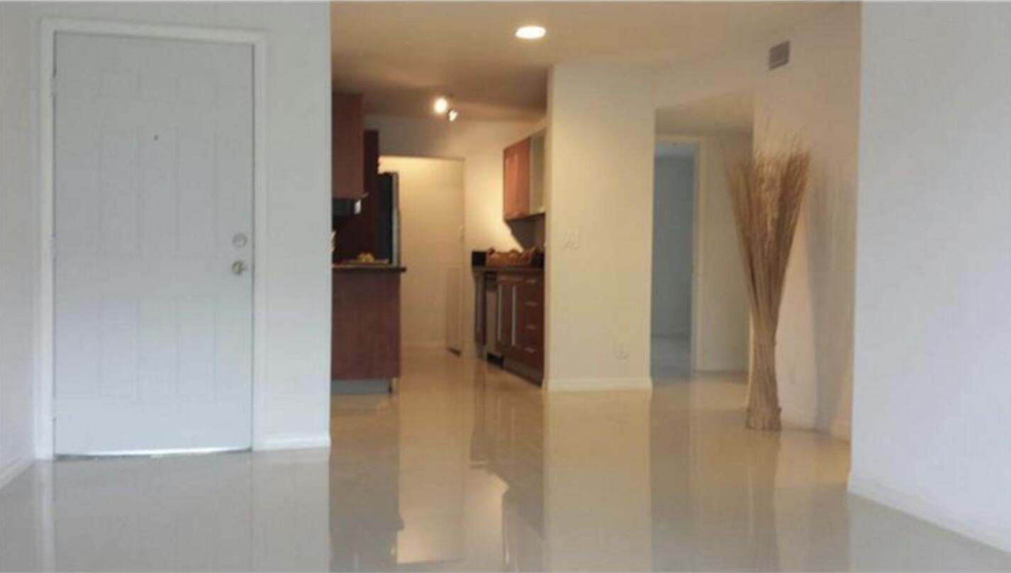 8789 NW 39 Th Street 8789