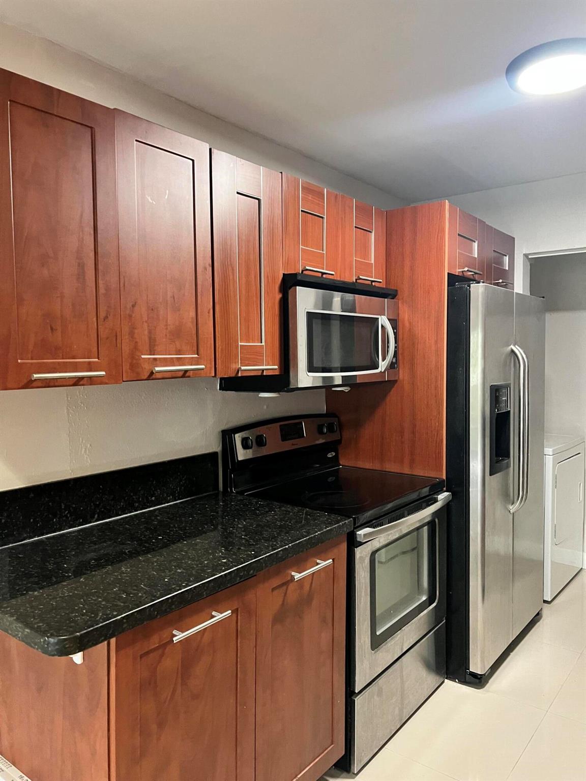 8789 NW 39 Th Street 8789