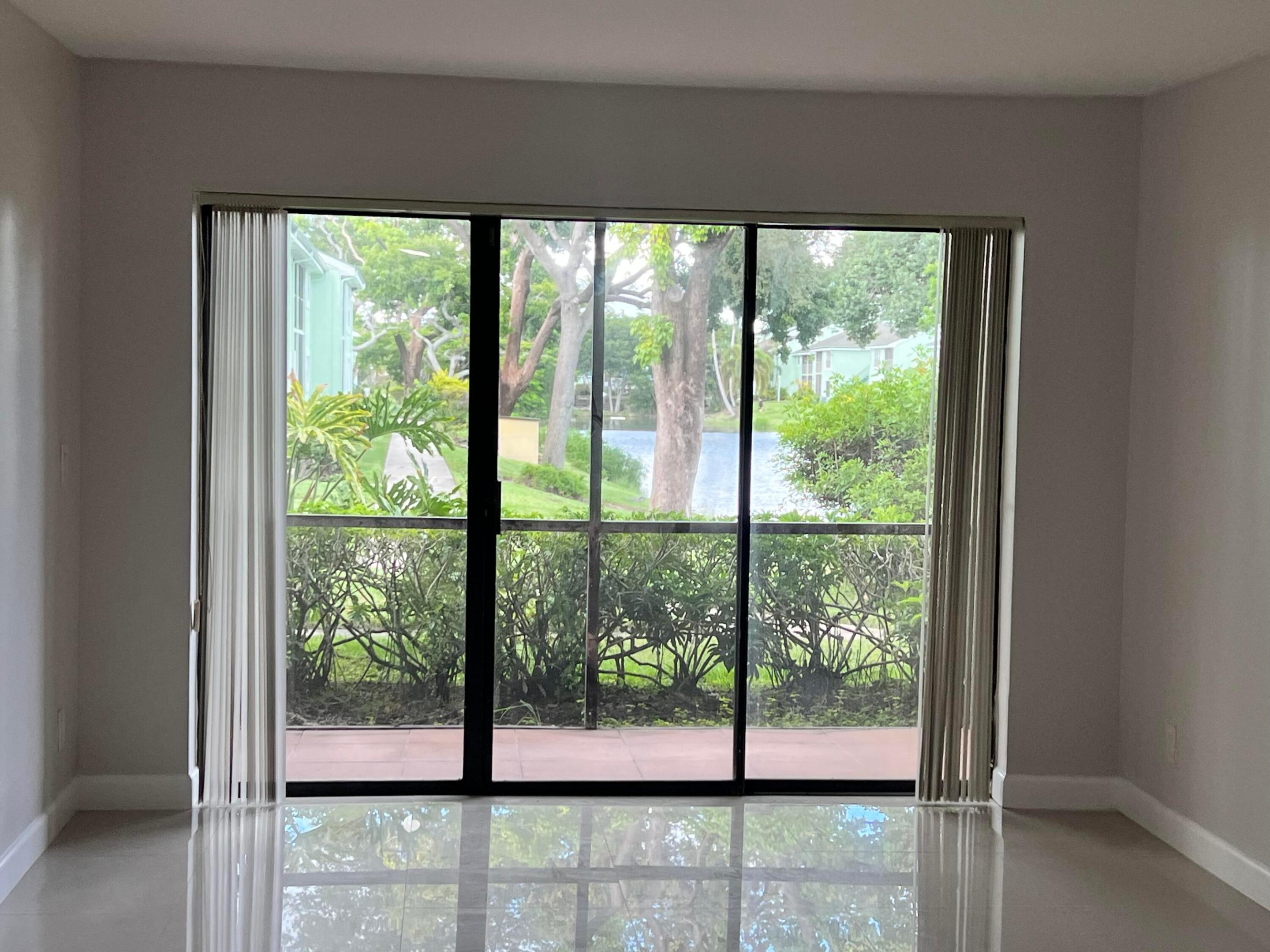 8789 NW 39 Th Street 8789