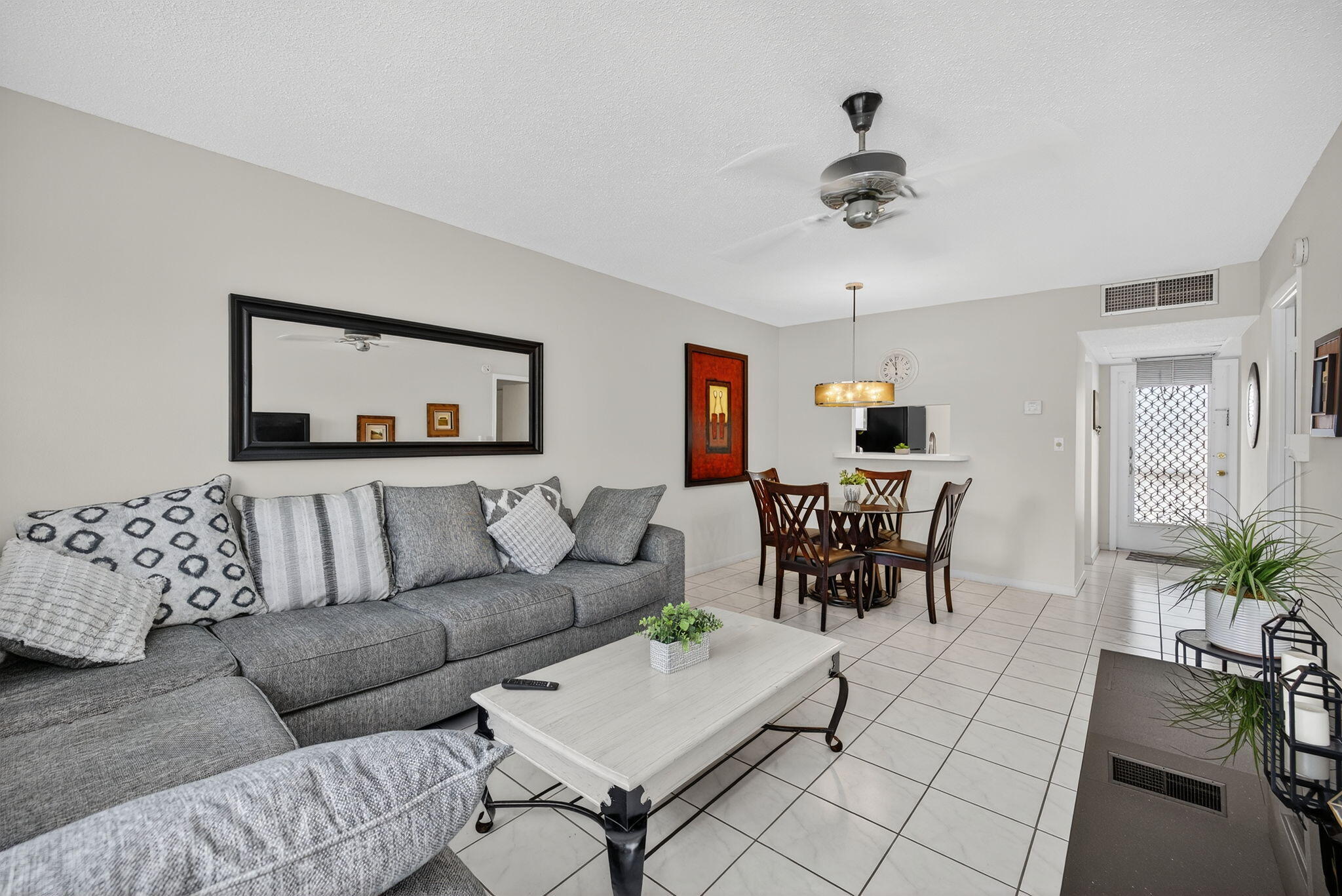 4431 NW 16th Street H207