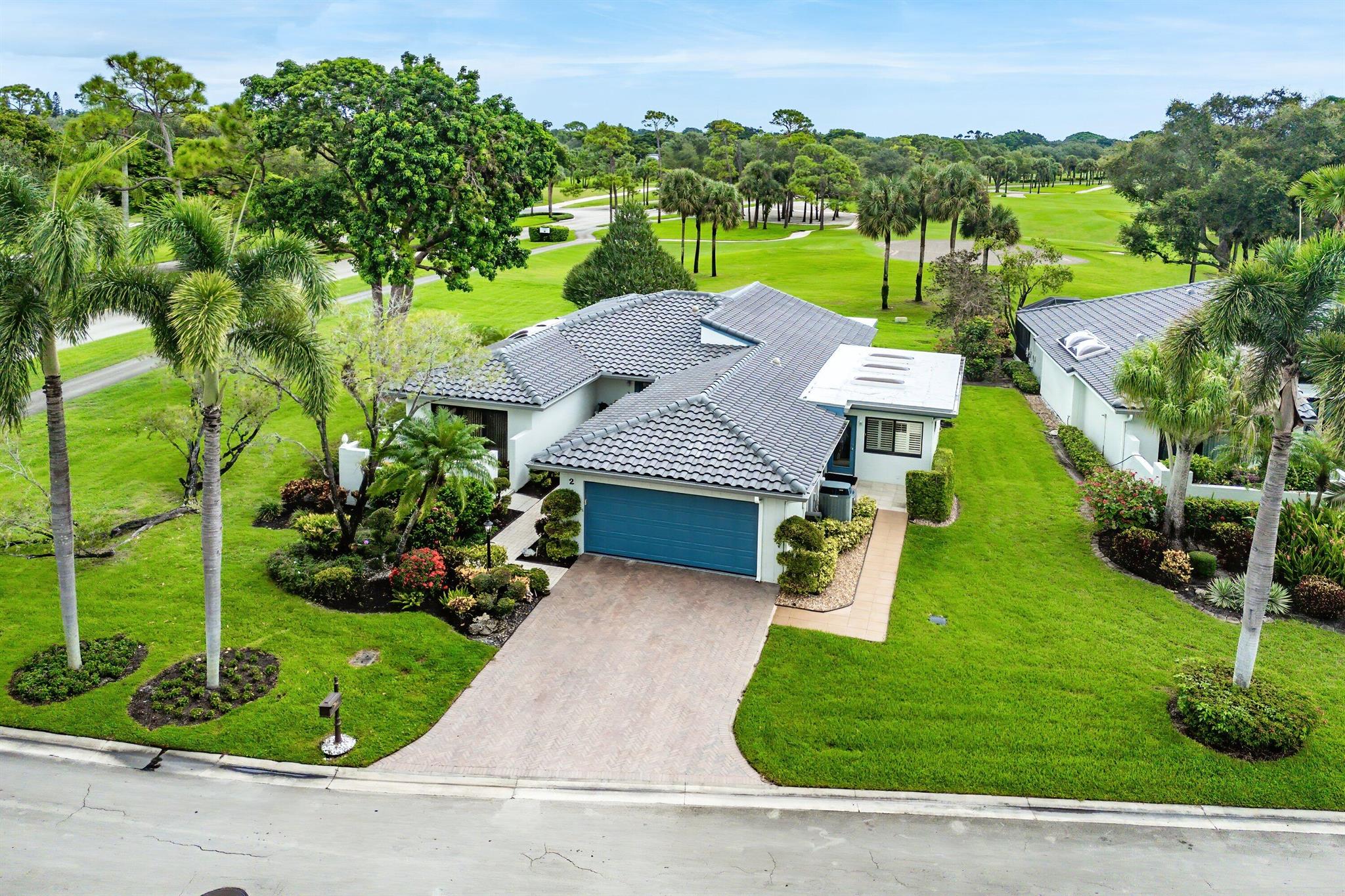 2 Woods Lane
