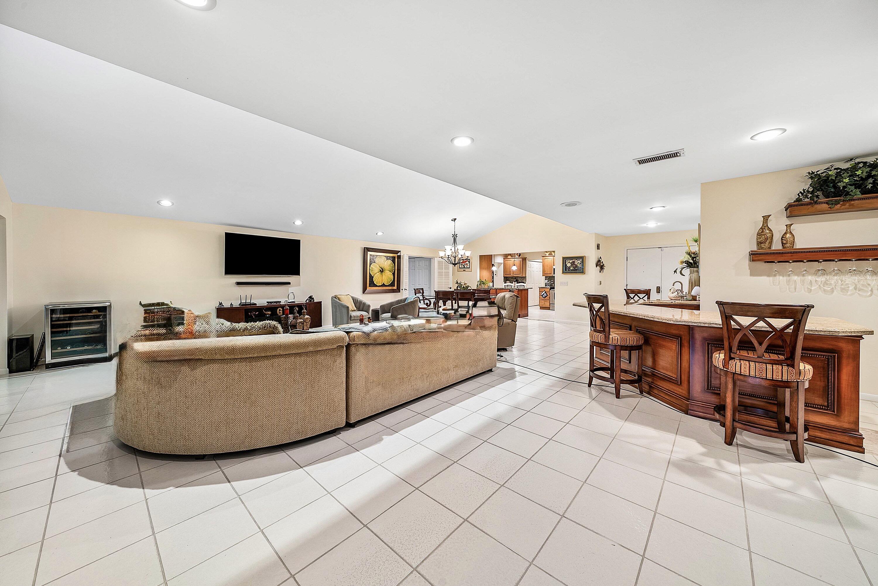 6 Woods Lane