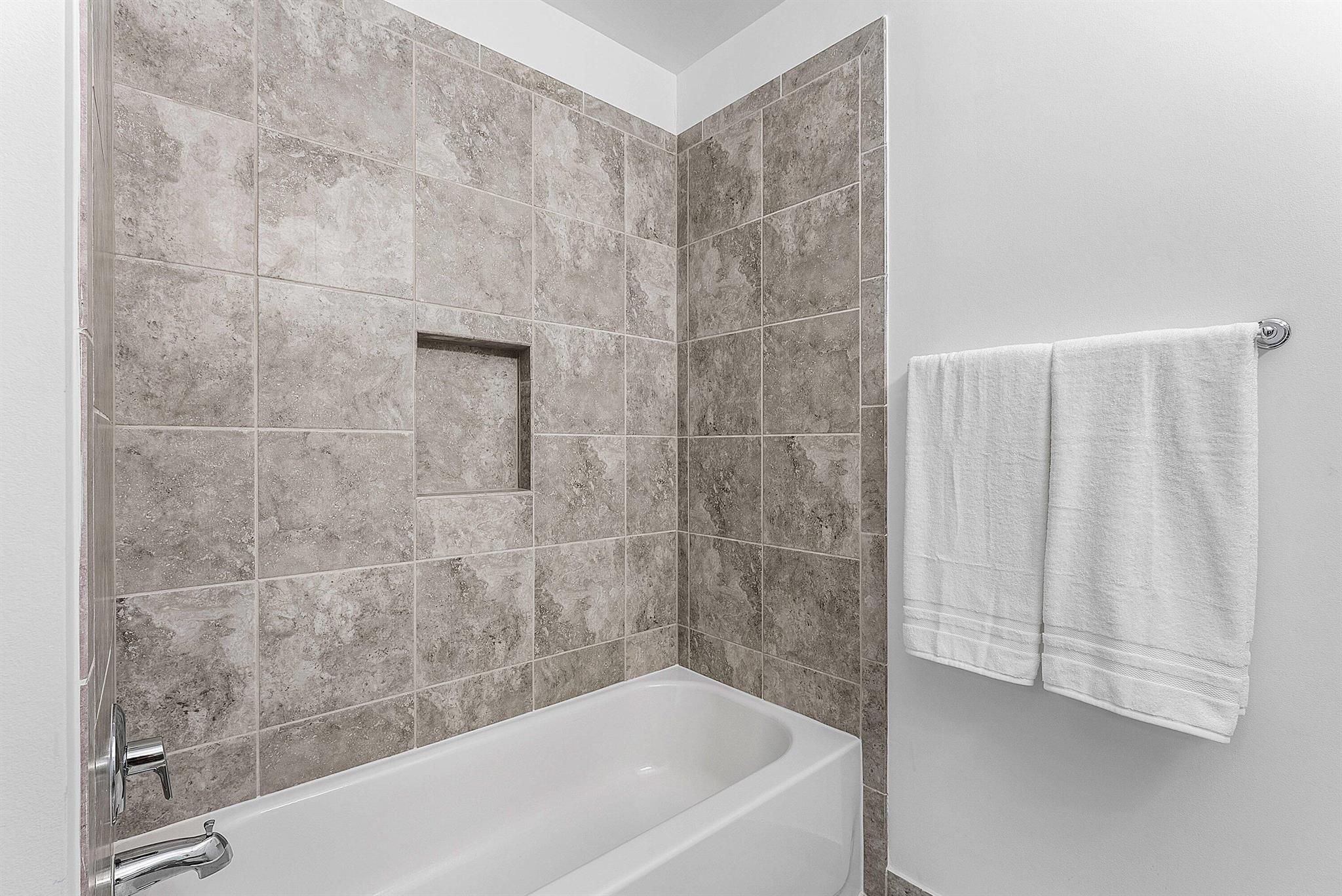 13401 Plaza Del Sol Court