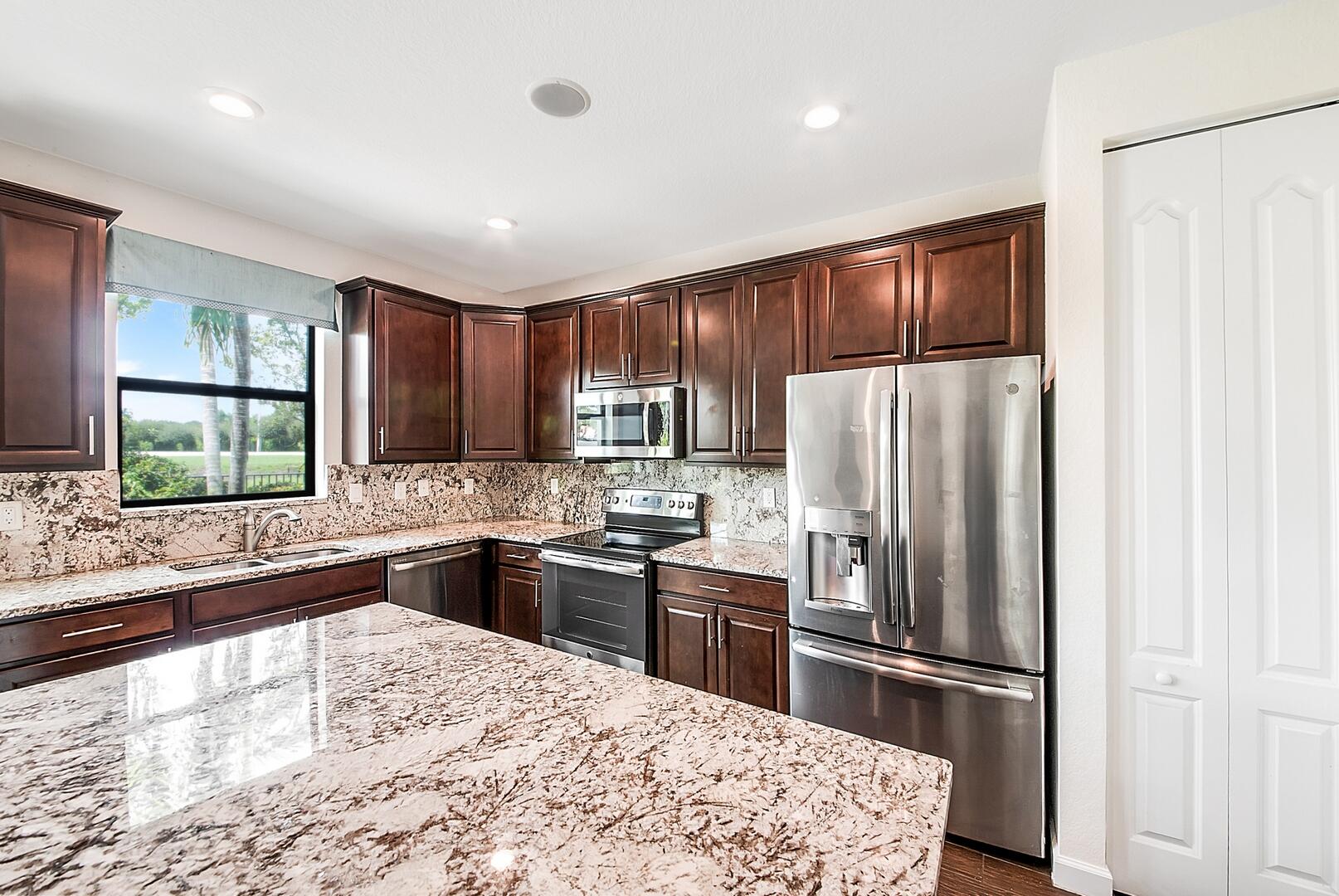 13076 Anthorne Lane