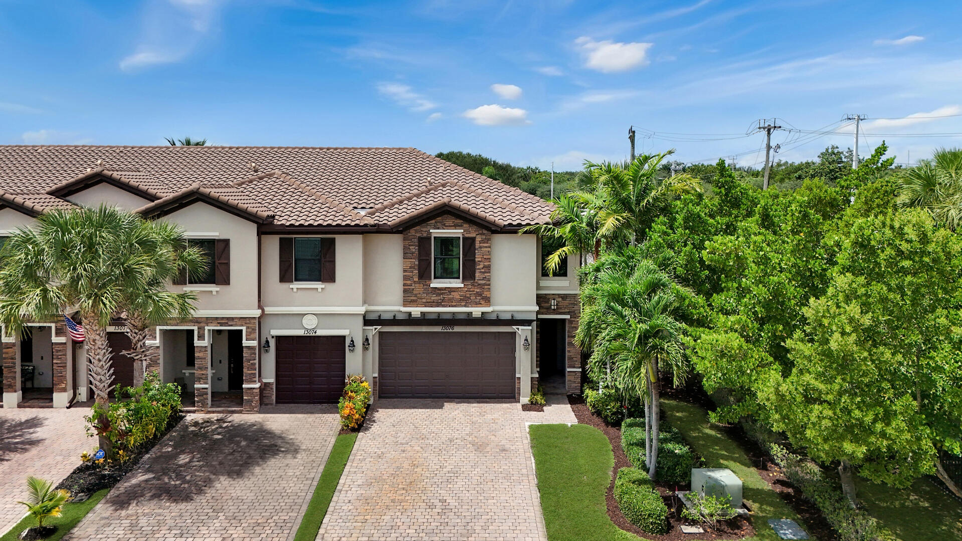 13076 Anthorne Lane