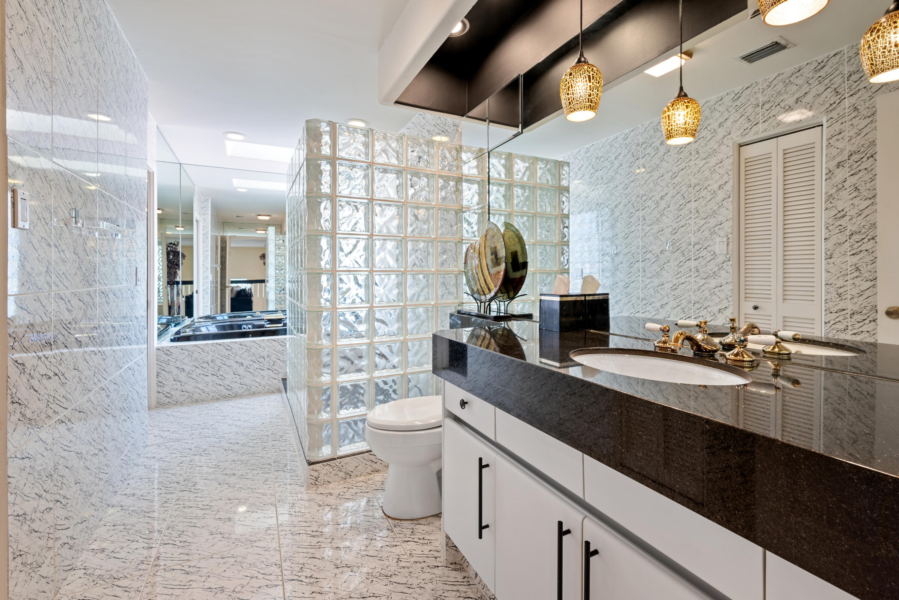 23452 Mirabella Circle S