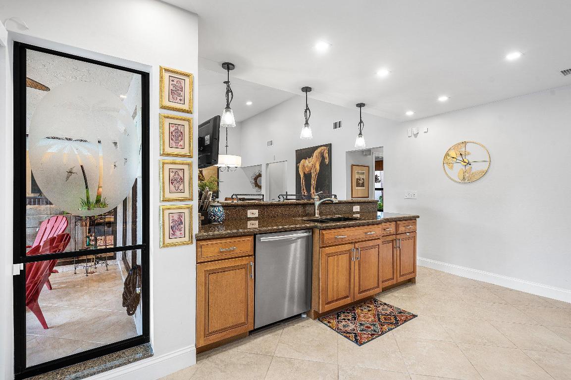 3113 Deer Creek Lake Shore Drive