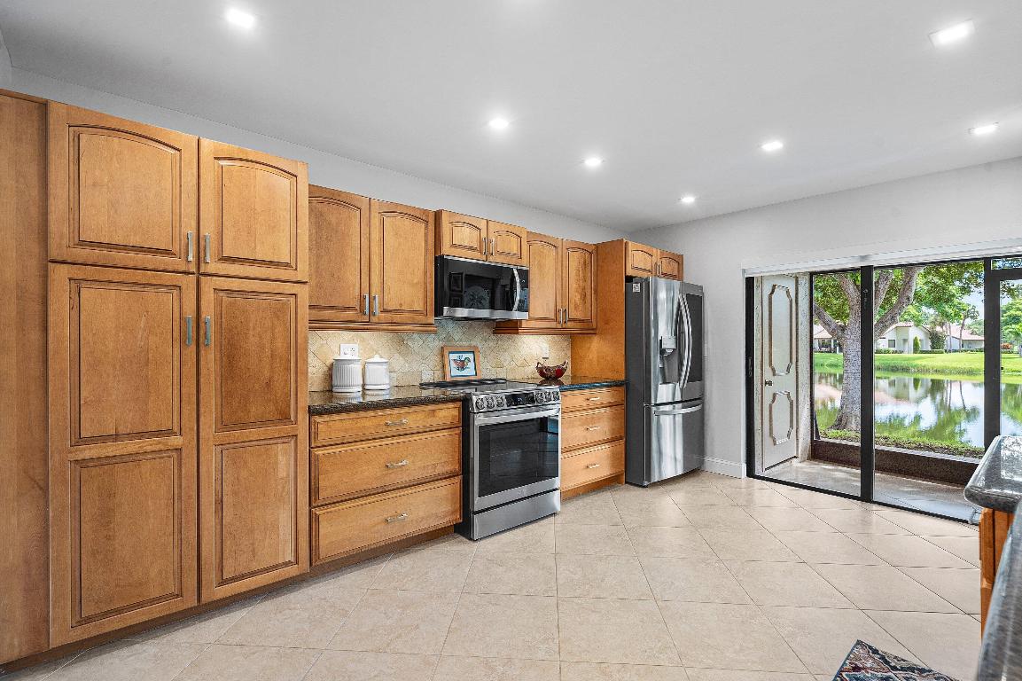 3113 Deer Creek Lake Shore Drive