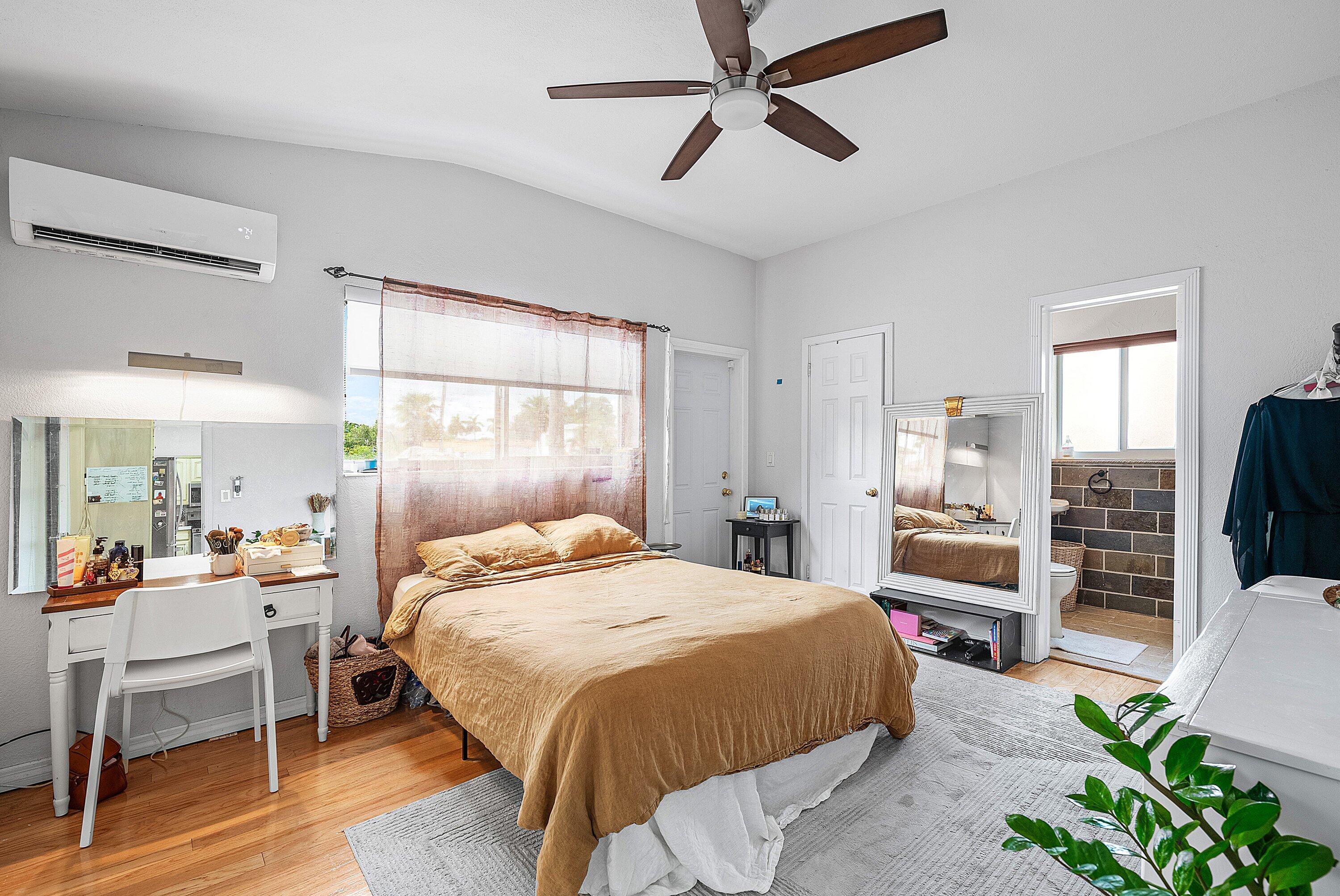 1290 NE 4th Avenue, Boca Raton