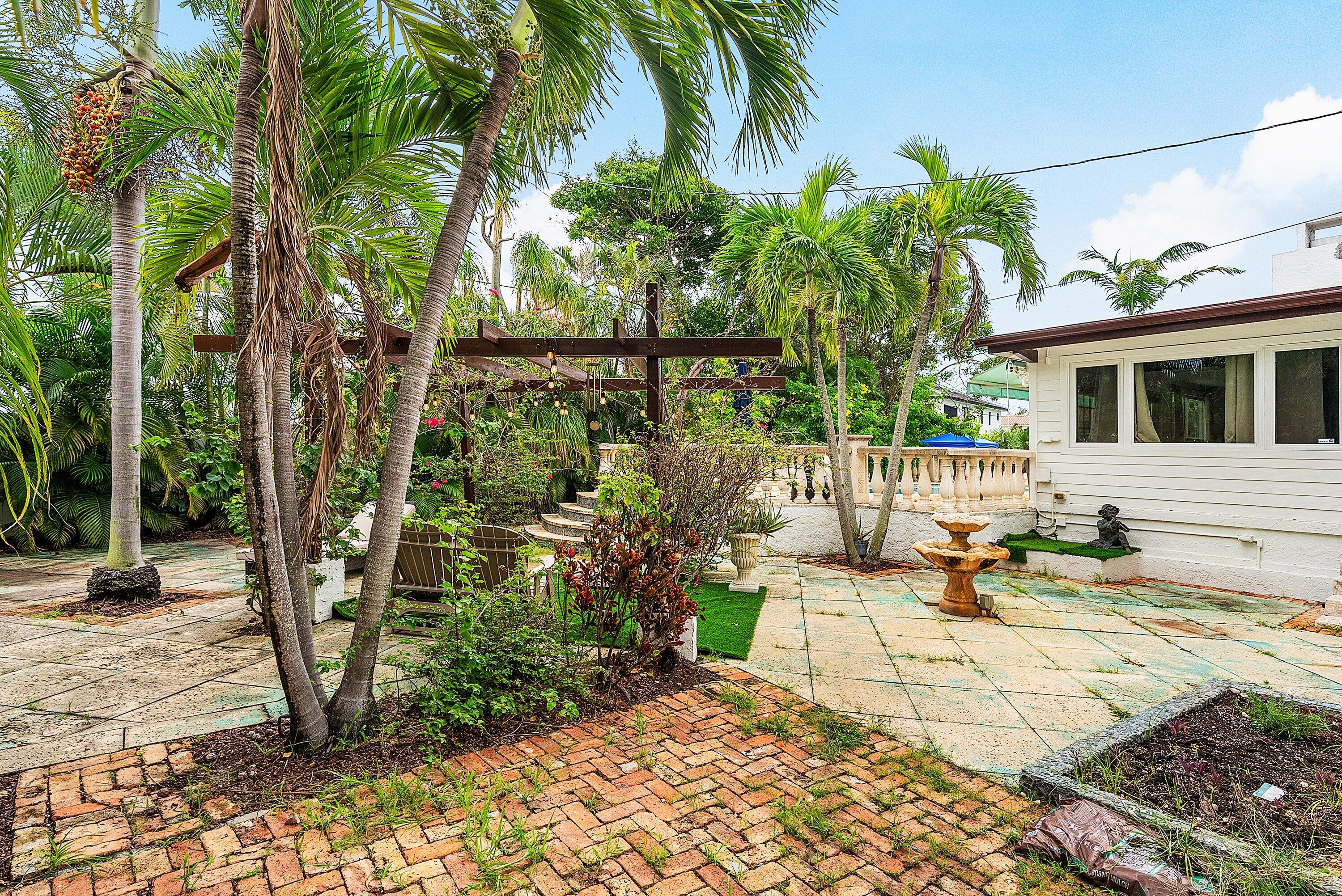 1290 NE 4th Avenue, Boca Raton