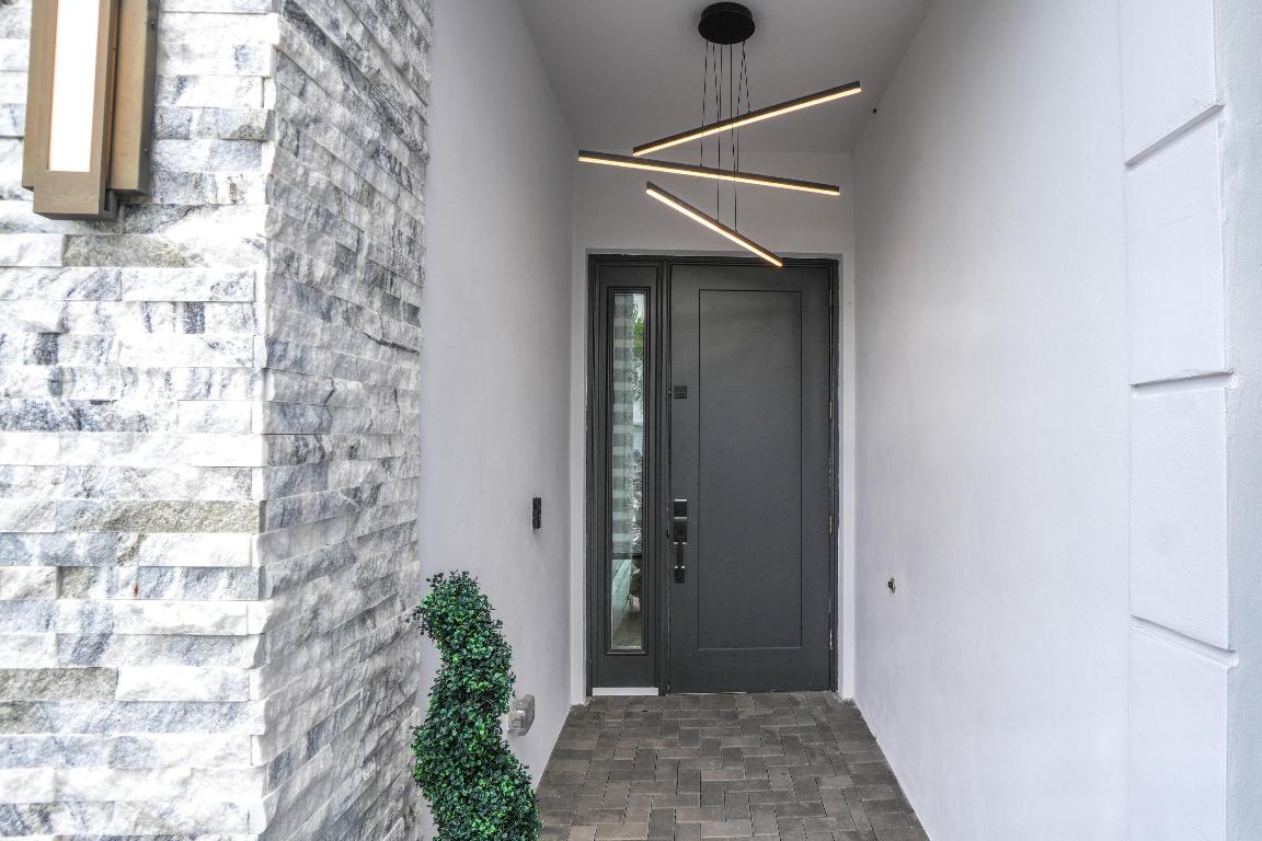 17350 Sea Blossom Way, Boca Raton