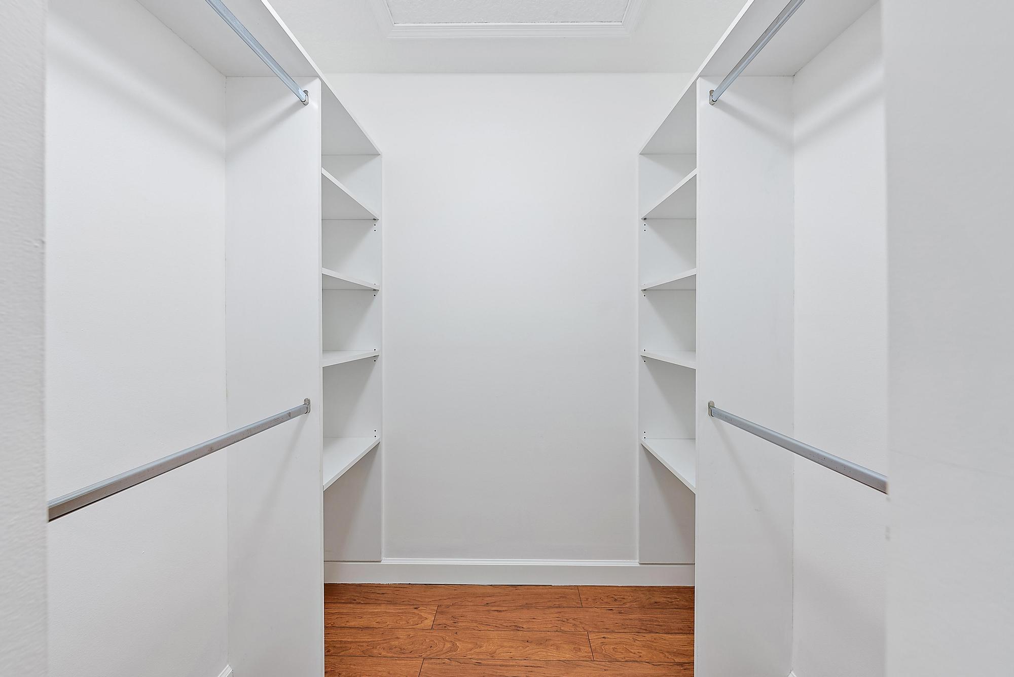 12 Bentwood Road
