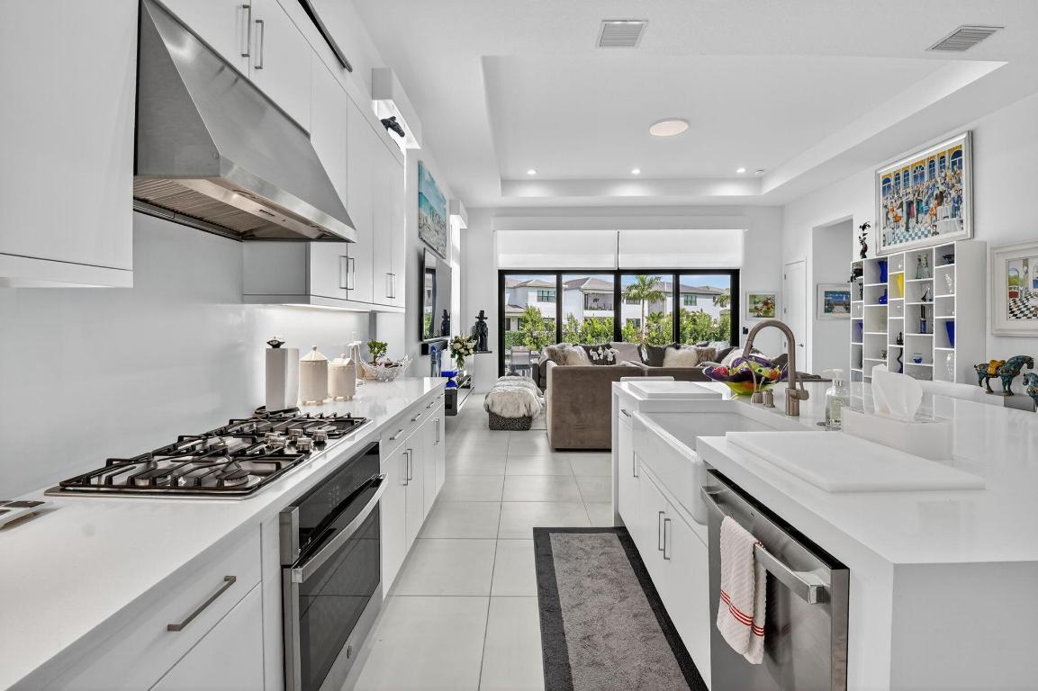 8331 Royal County Down Road