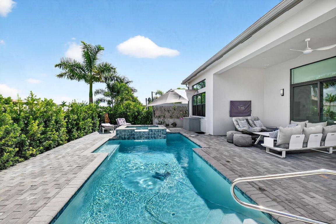 8331 Royal County Down Road