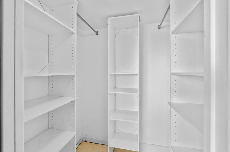 896 N Federal Highway 526