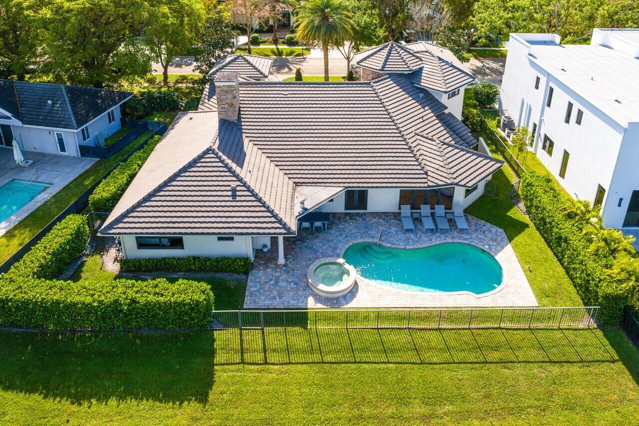 5734 Paddington Way