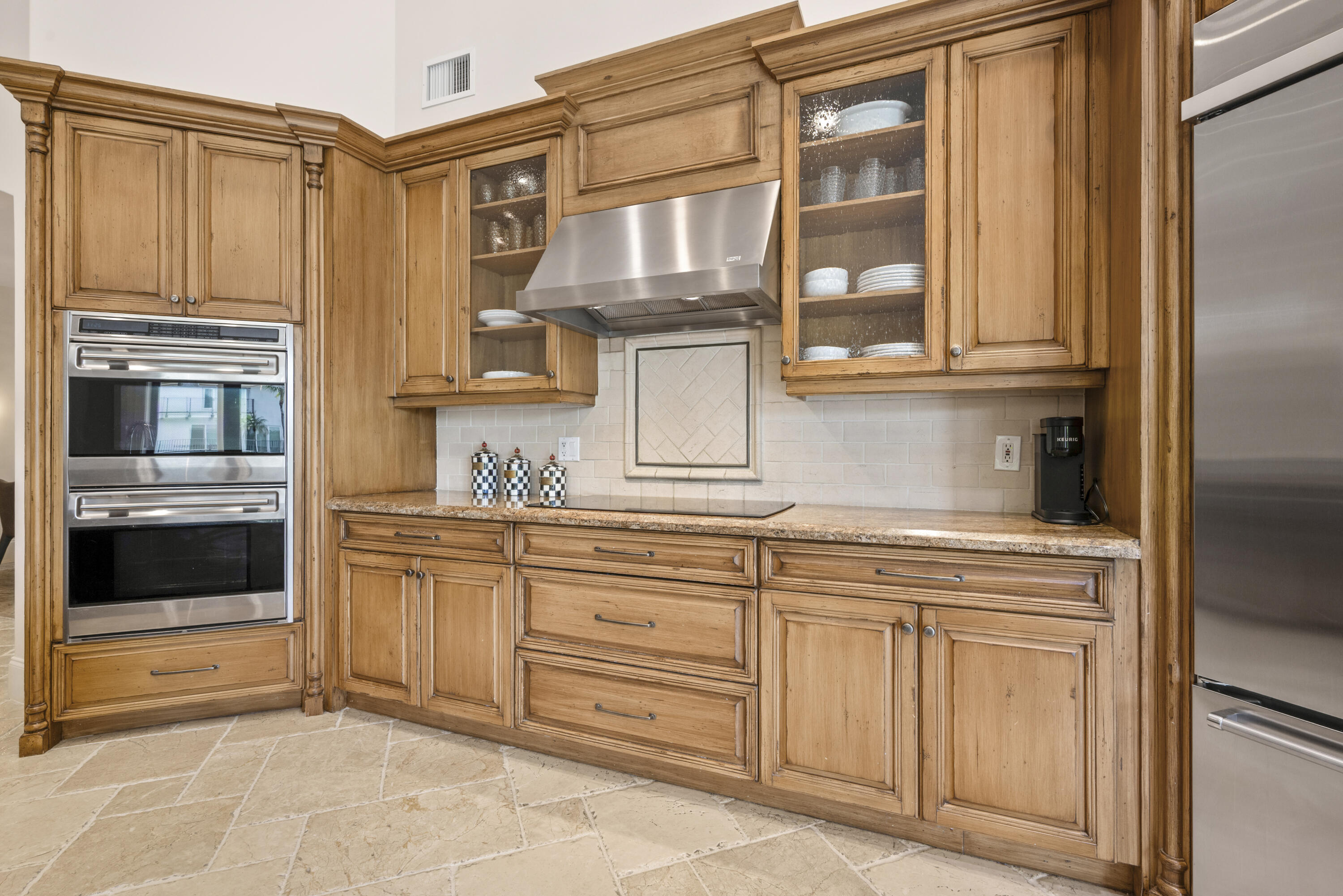 5734 Paddington Way