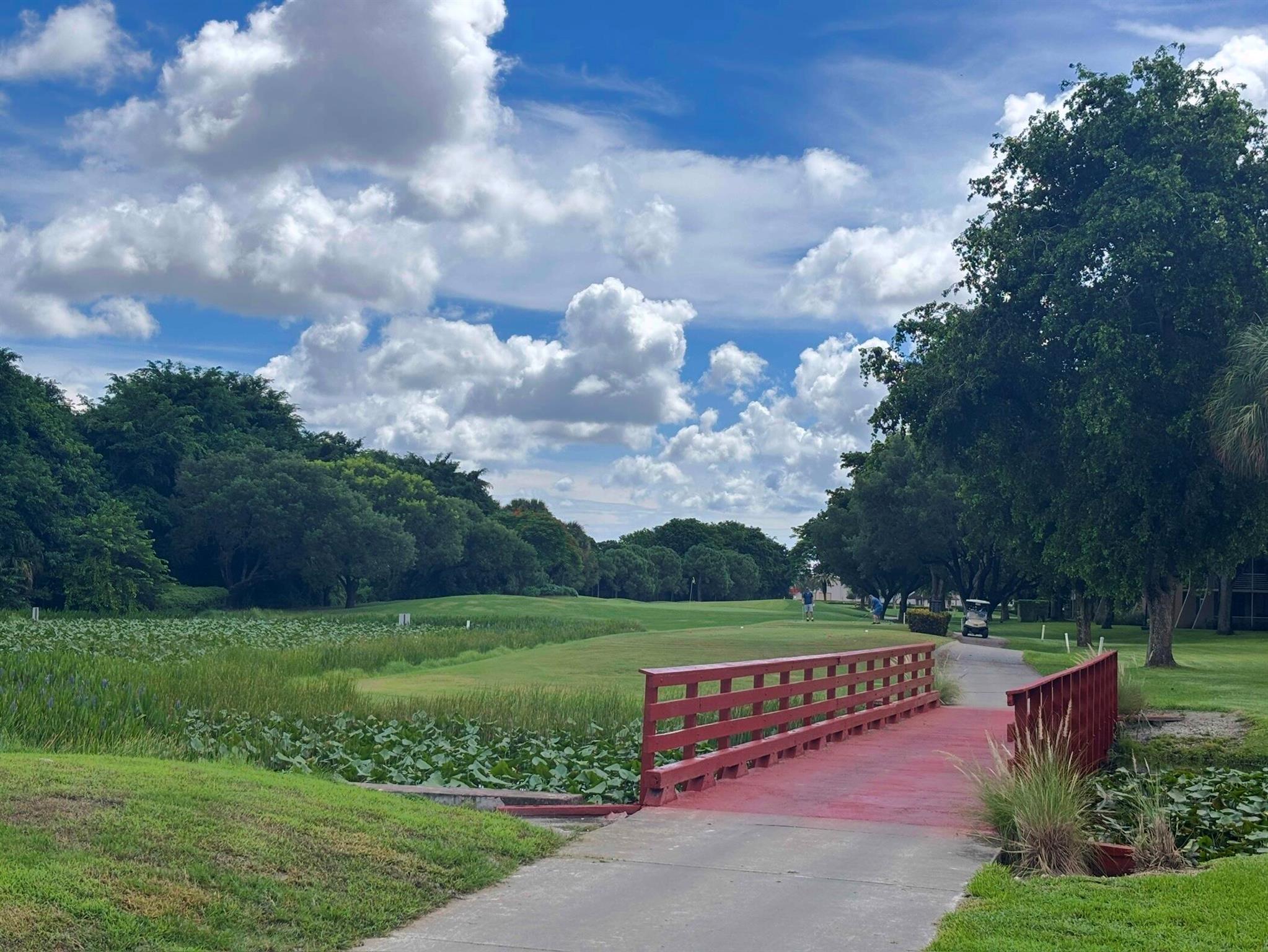 9410 Tangerine Pl 403