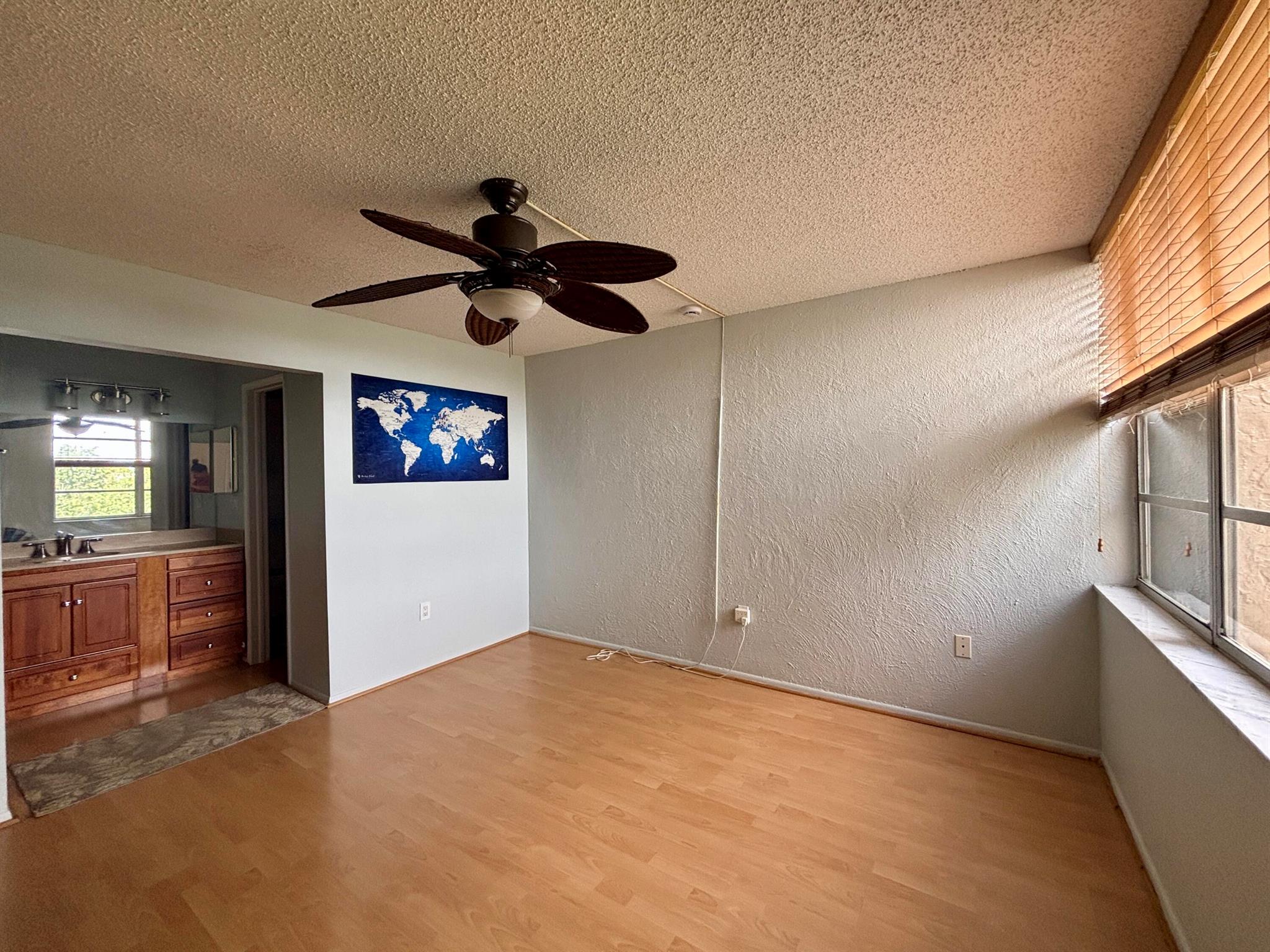 9410 Tangerine Pl 403