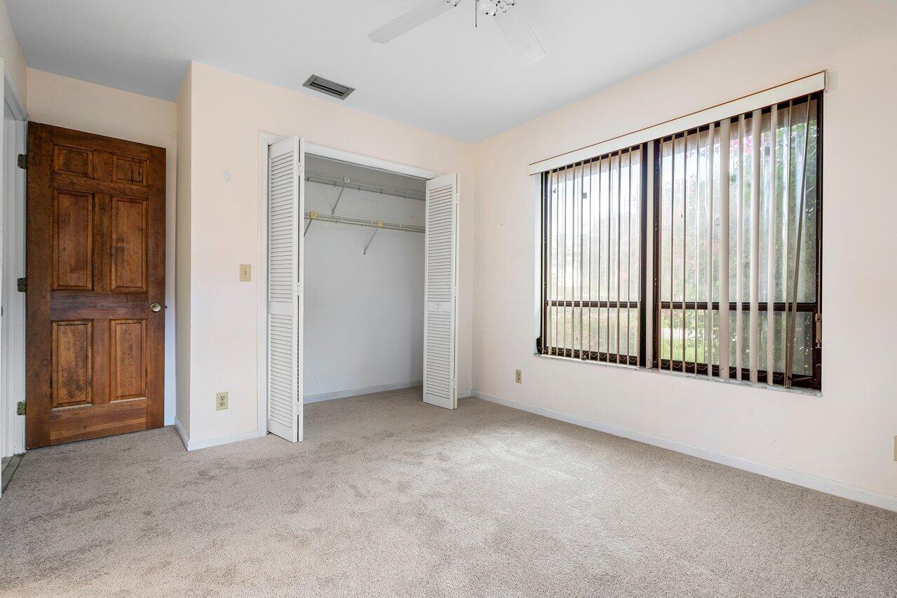 4744 Dolphin Drive