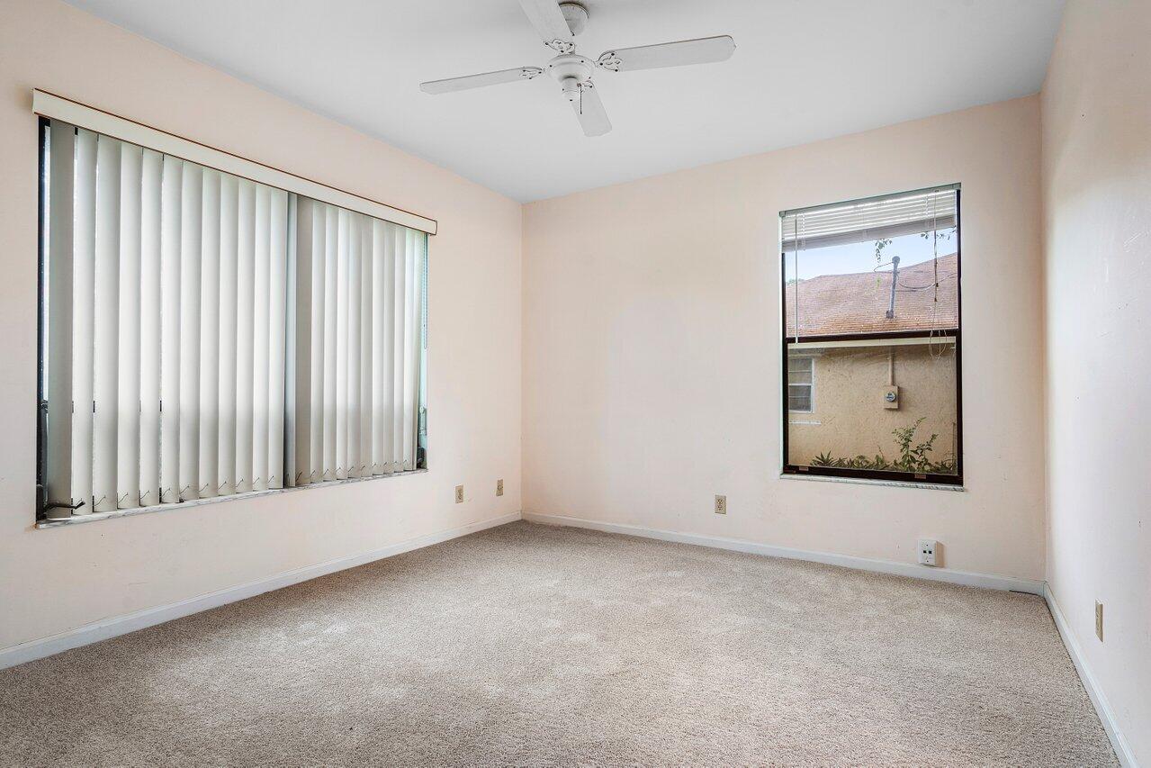 4744 Dolphin Drive