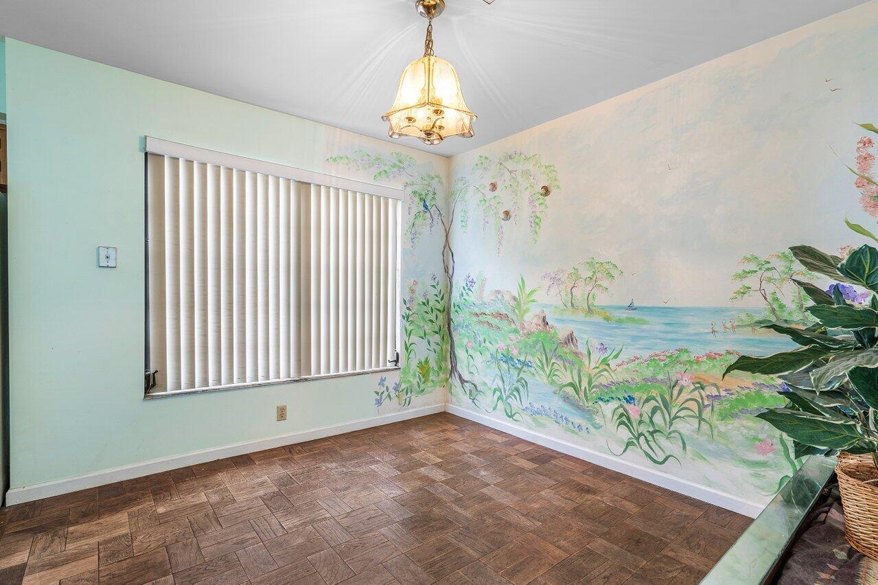 4744 Dolphin Drive