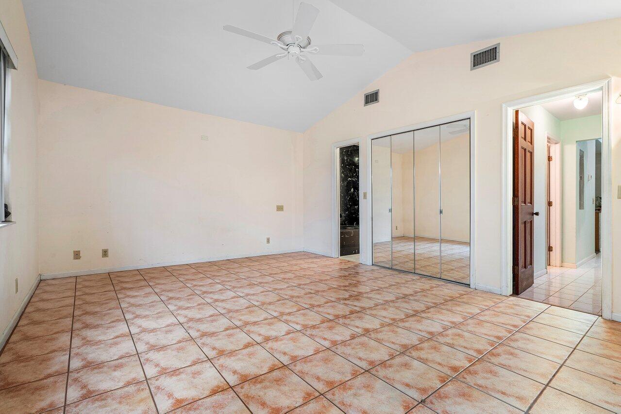 4744 Dolphin Drive