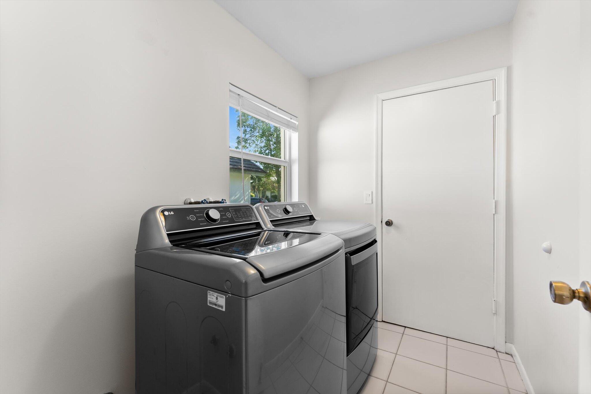 2330 NW 95th Terrace