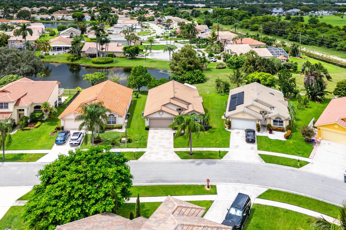 8582 Tourmaline Boulevard