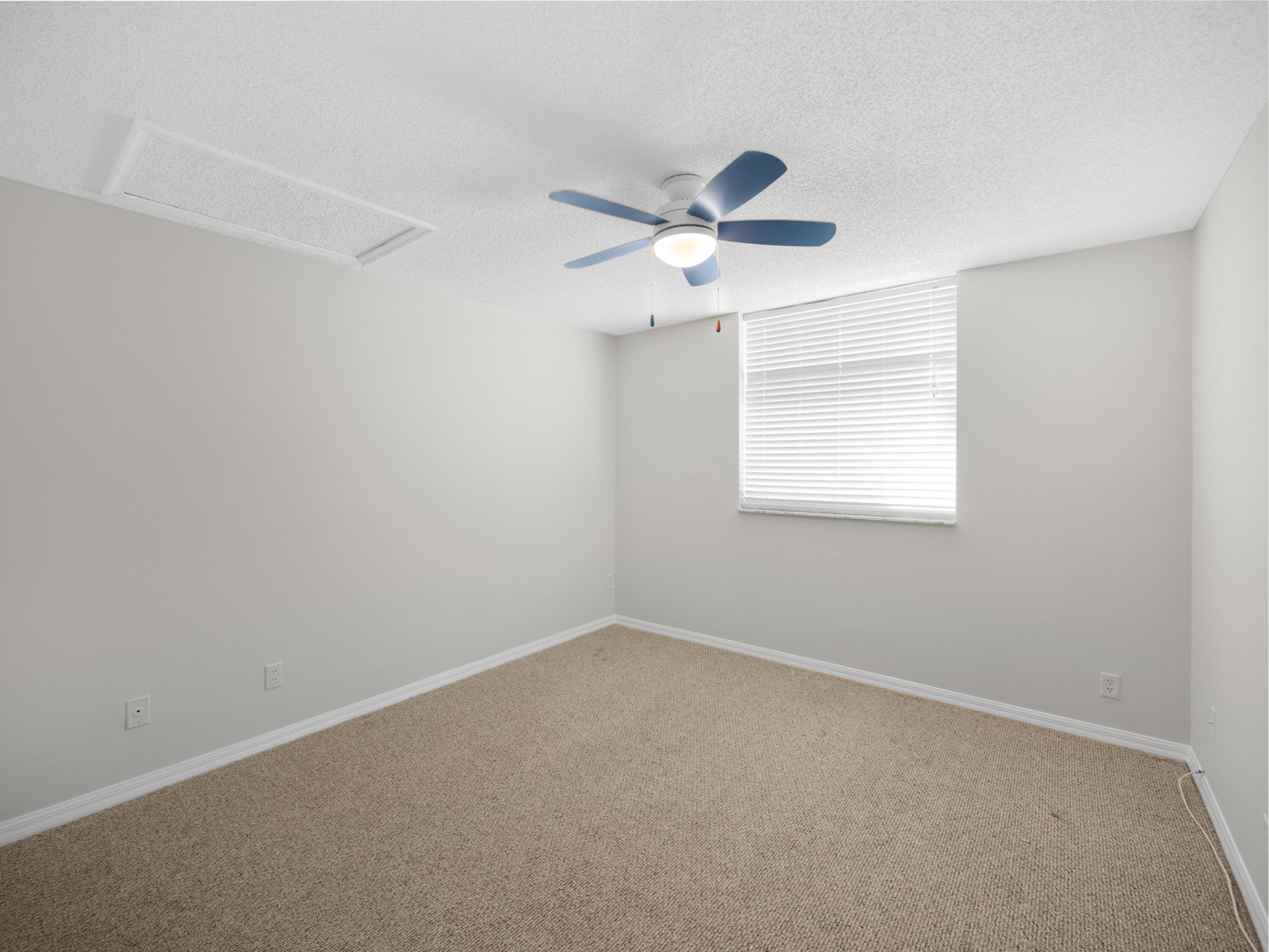 501 Mainsail Circle