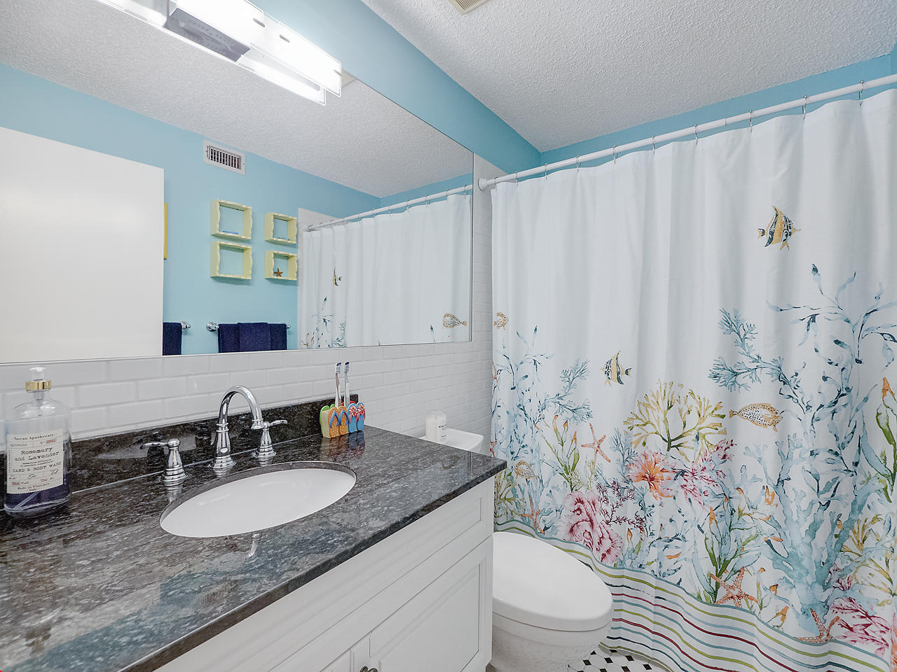 501 Mainsail Circle