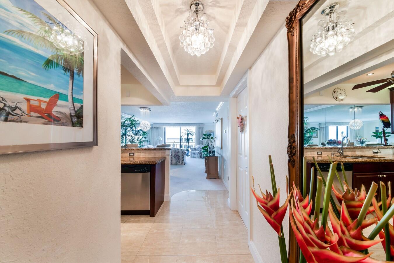 3100 NE 48th Street Ph10