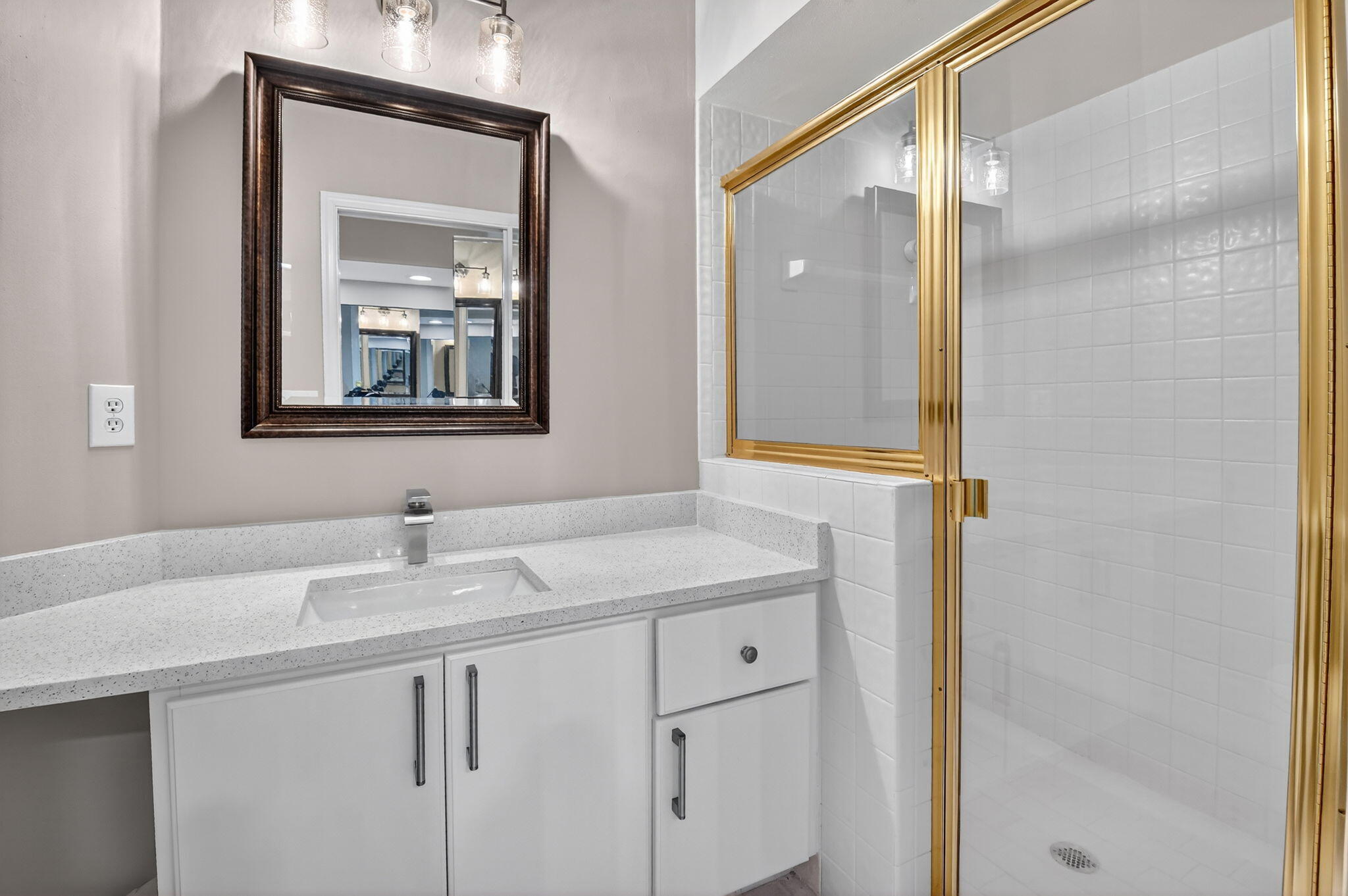 8041 Aberdeen Drive 202