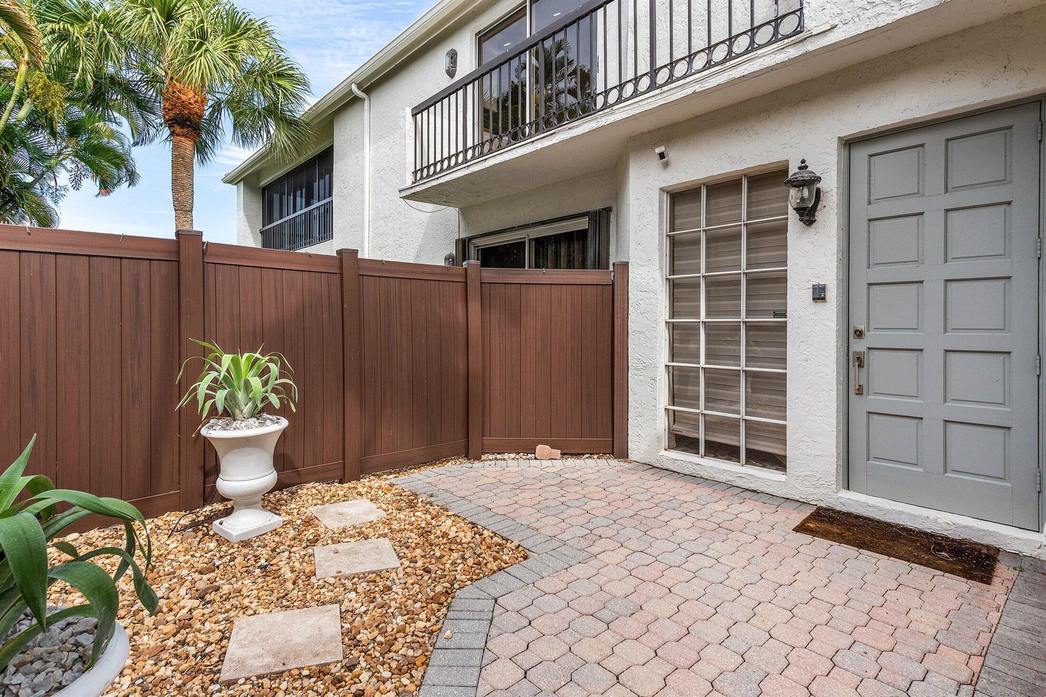 5887 NW 24th Avenue 1203