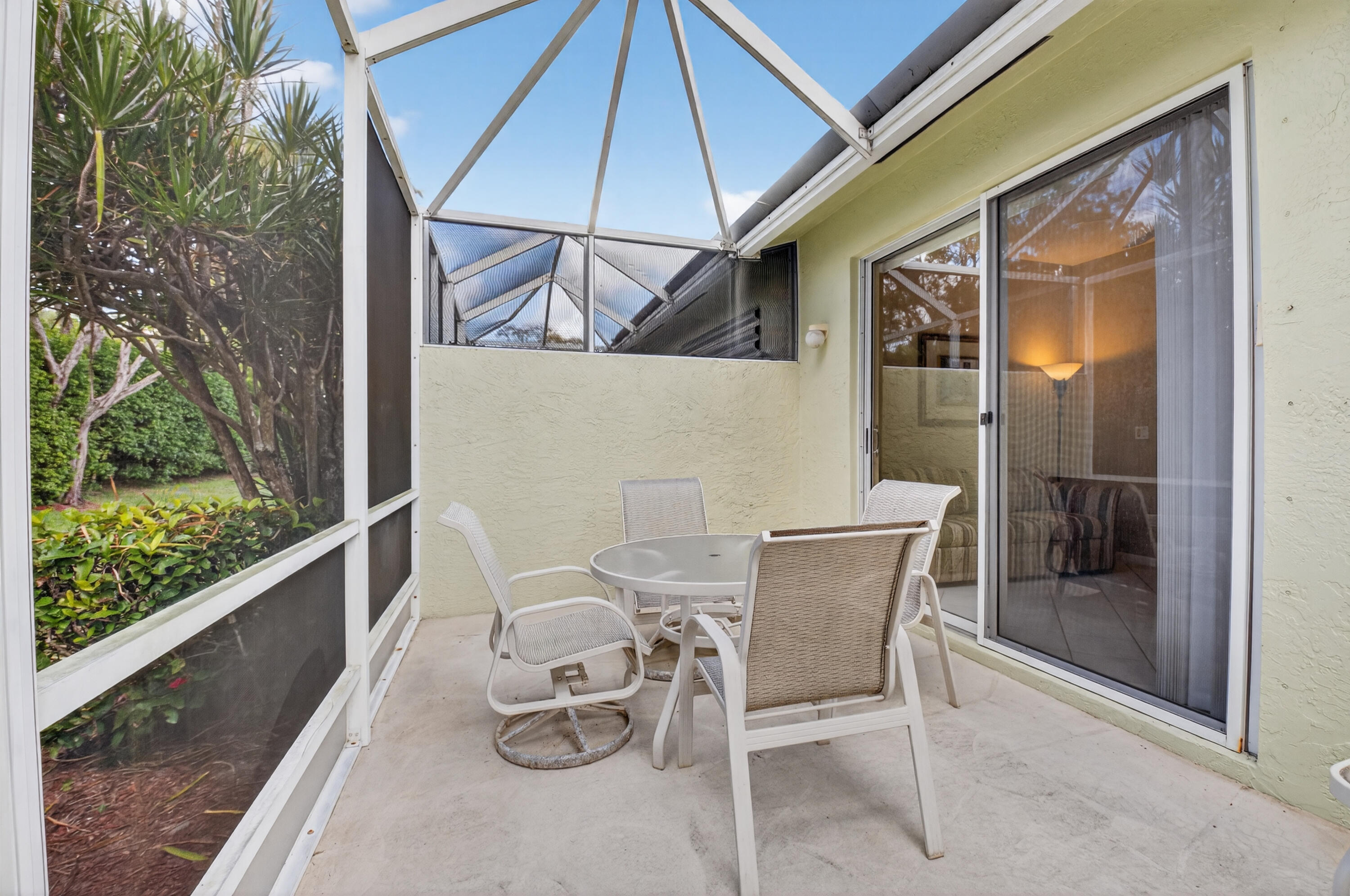 10612 Royal Caribbean Circle