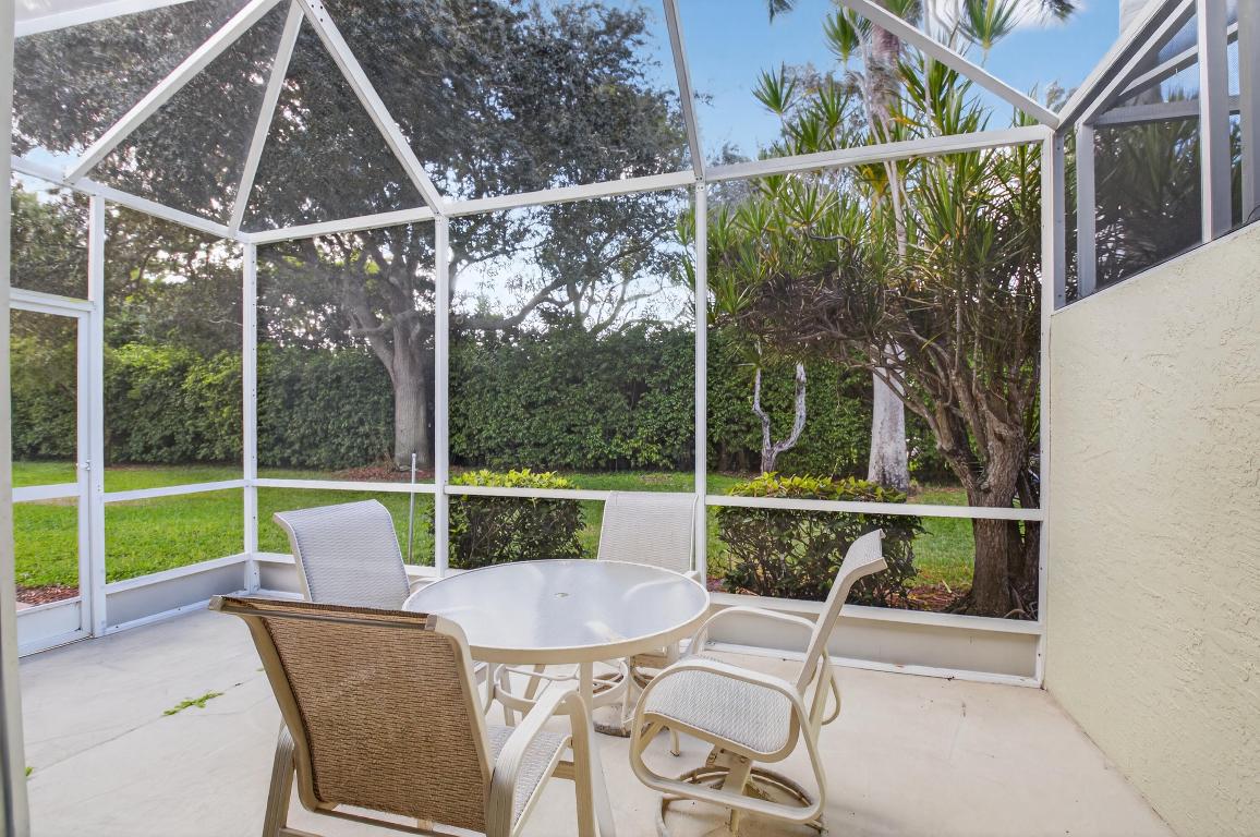 10612 Royal Caribbean Circle