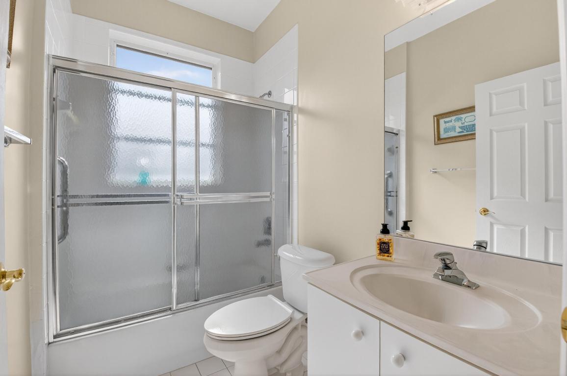 10612 Royal Caribbean Circle