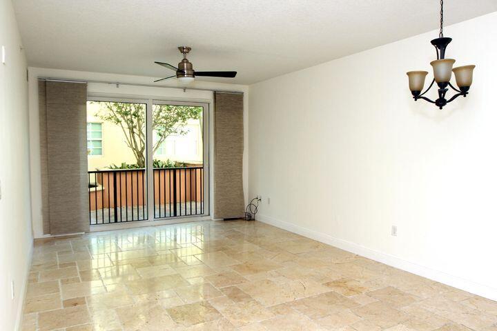 235 NE 1st Street 304