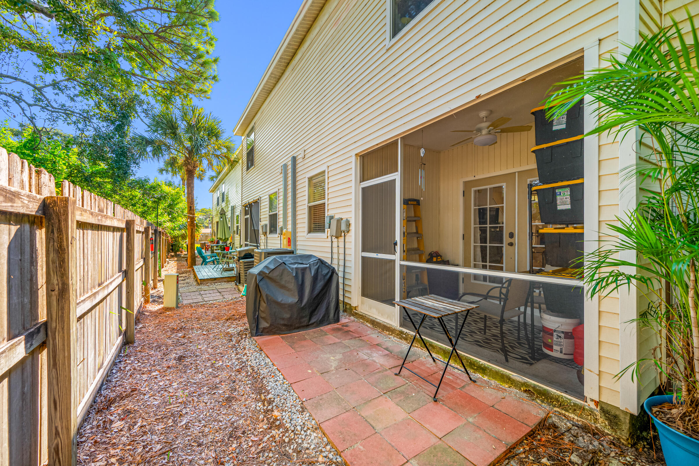 13746 Forest Lake Drive