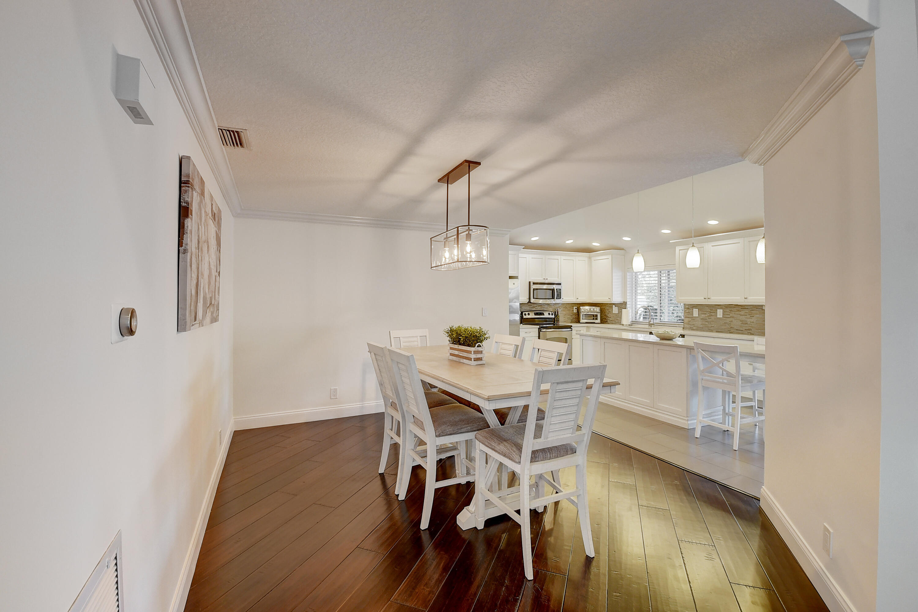 5075 Marina Circle