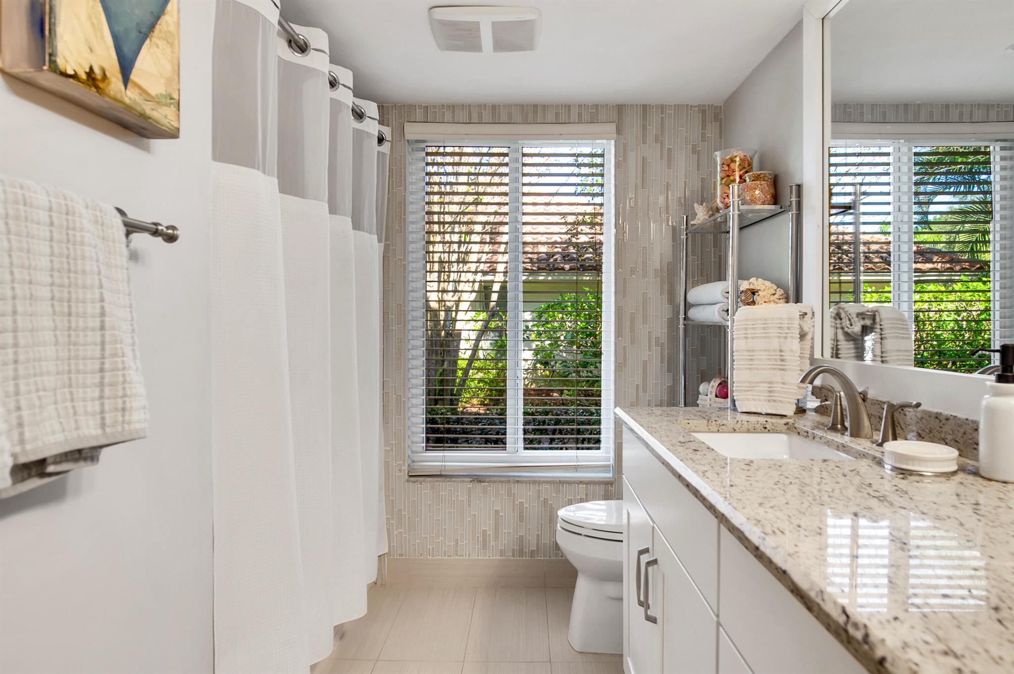 2932 Banyan Boulevard Circle NW