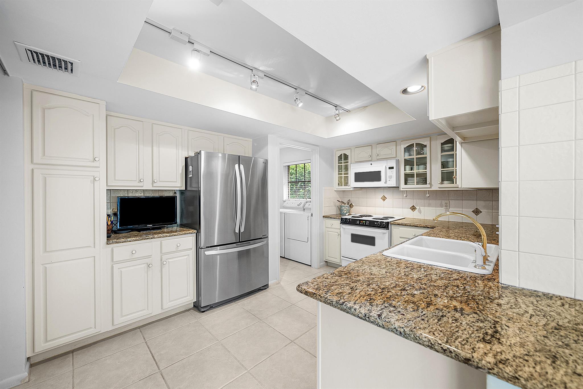 530 Forestview Drive