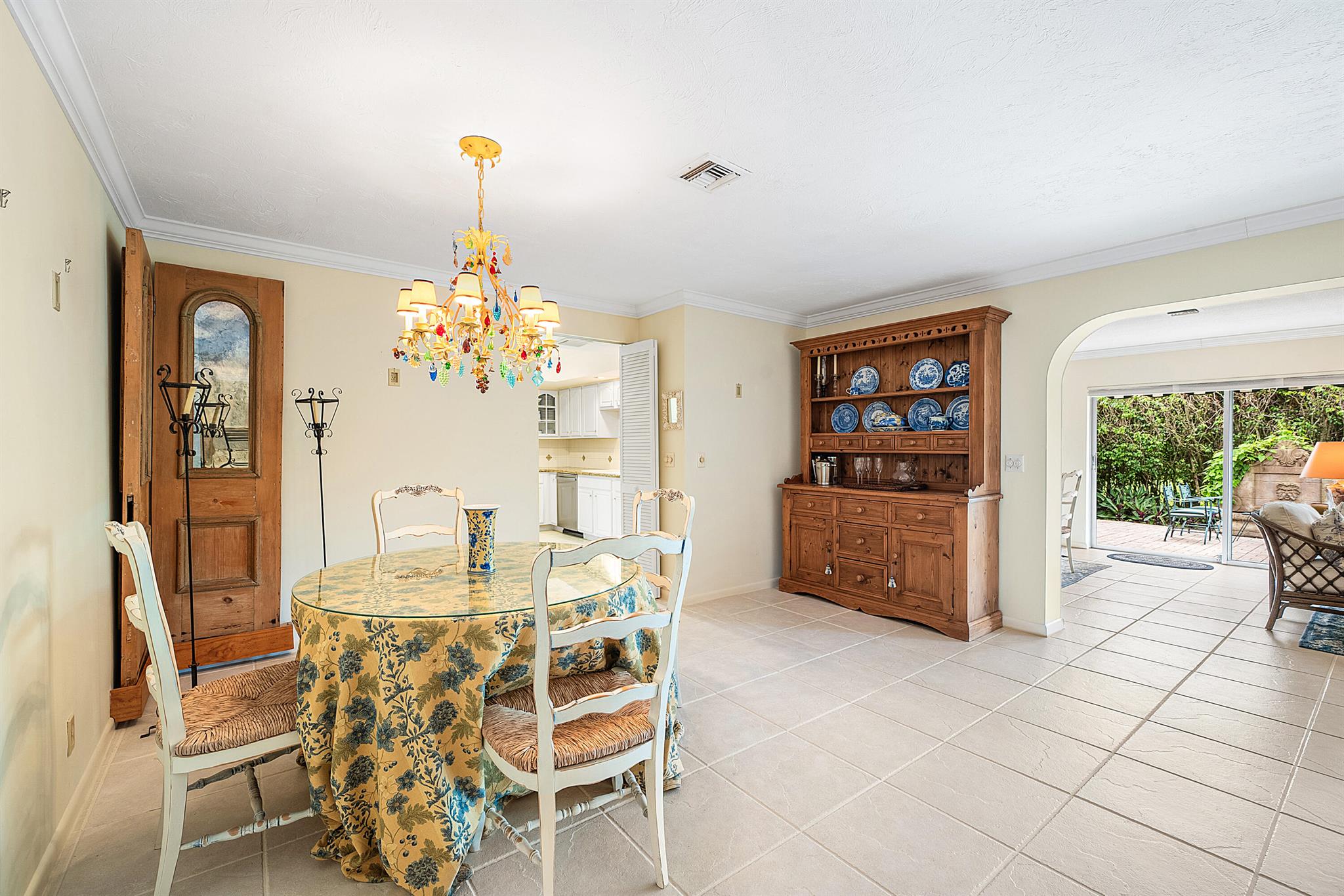 530 Forestview Drive