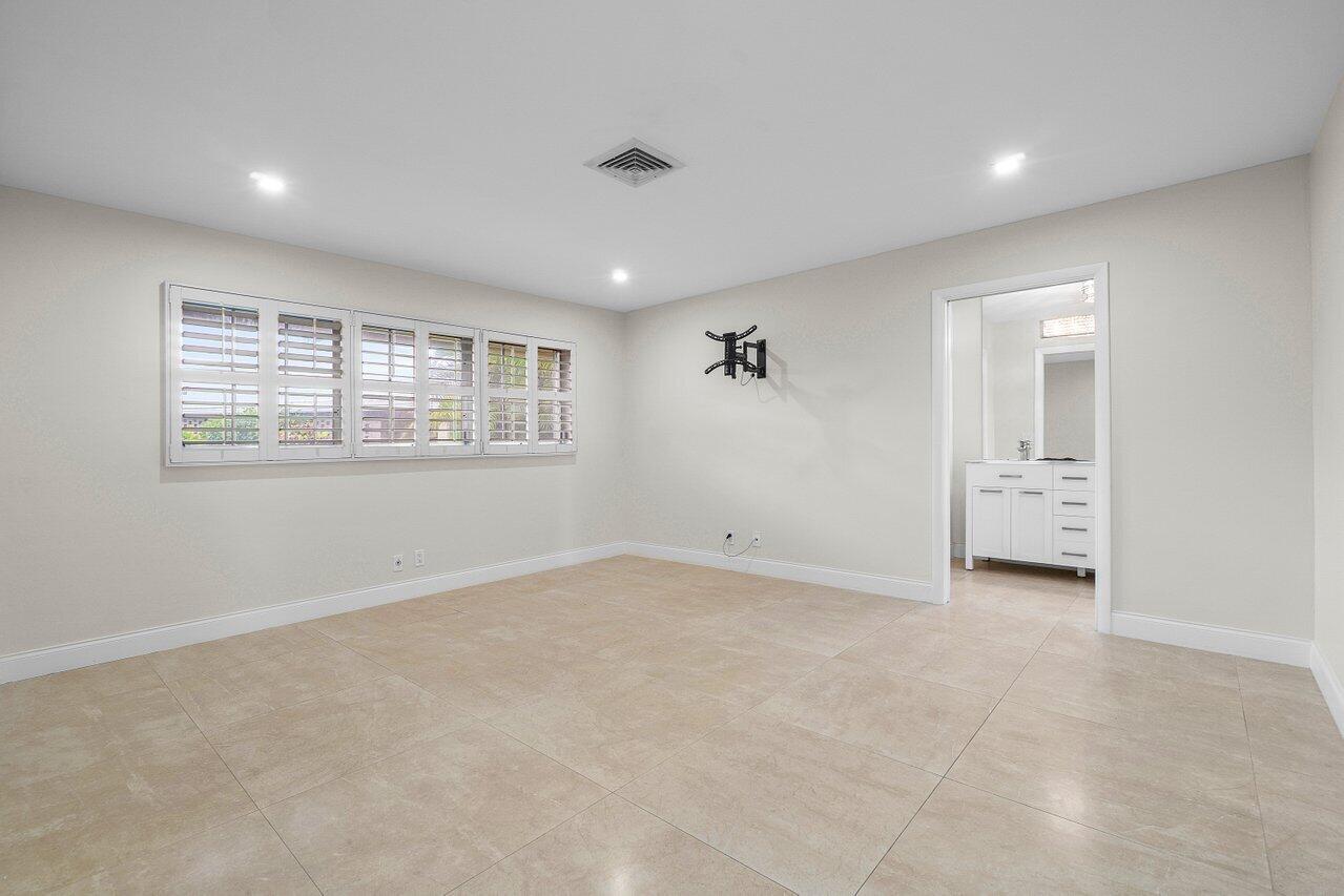 362 Yorktowne Circle