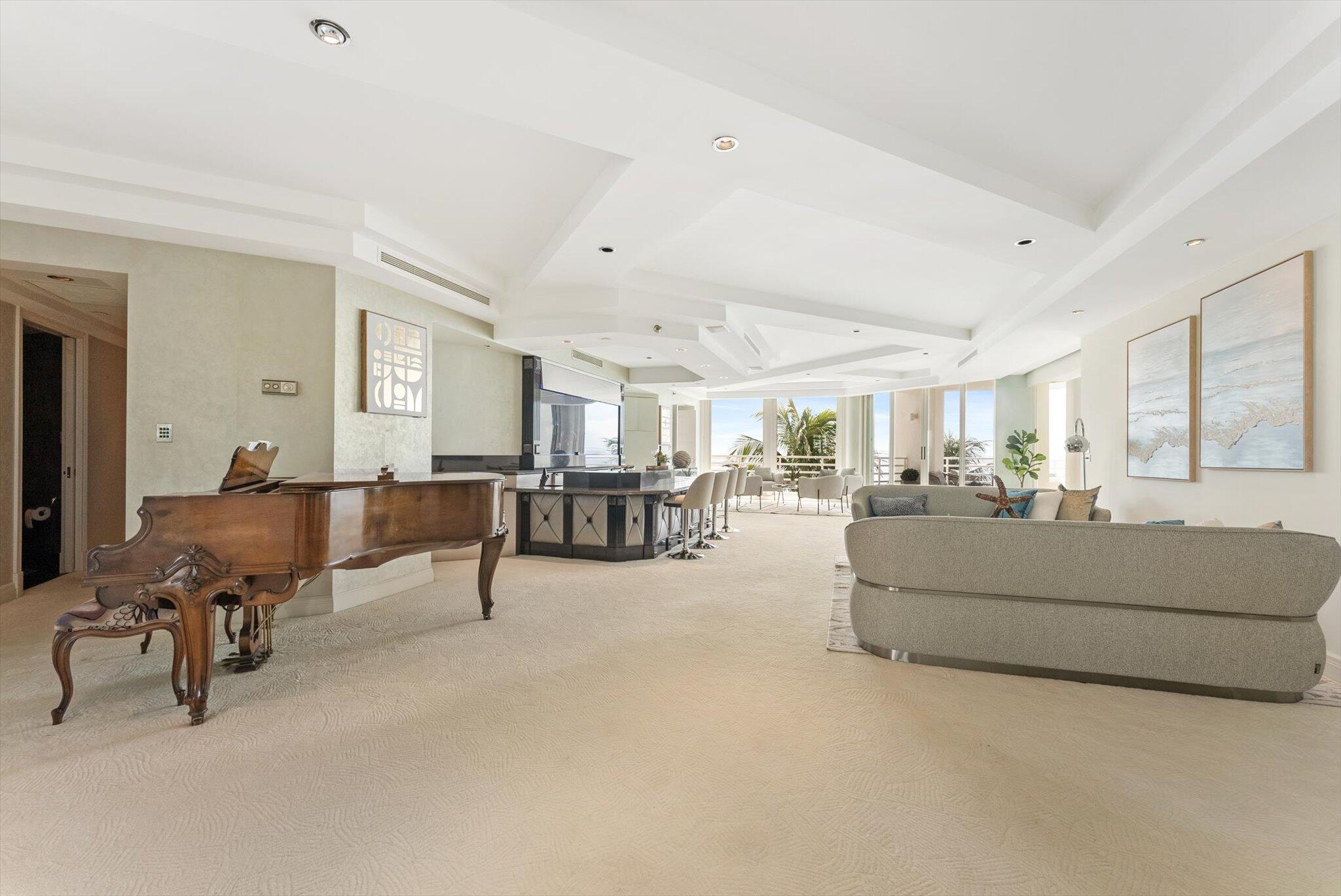 800 S Ocean Boulevard 303