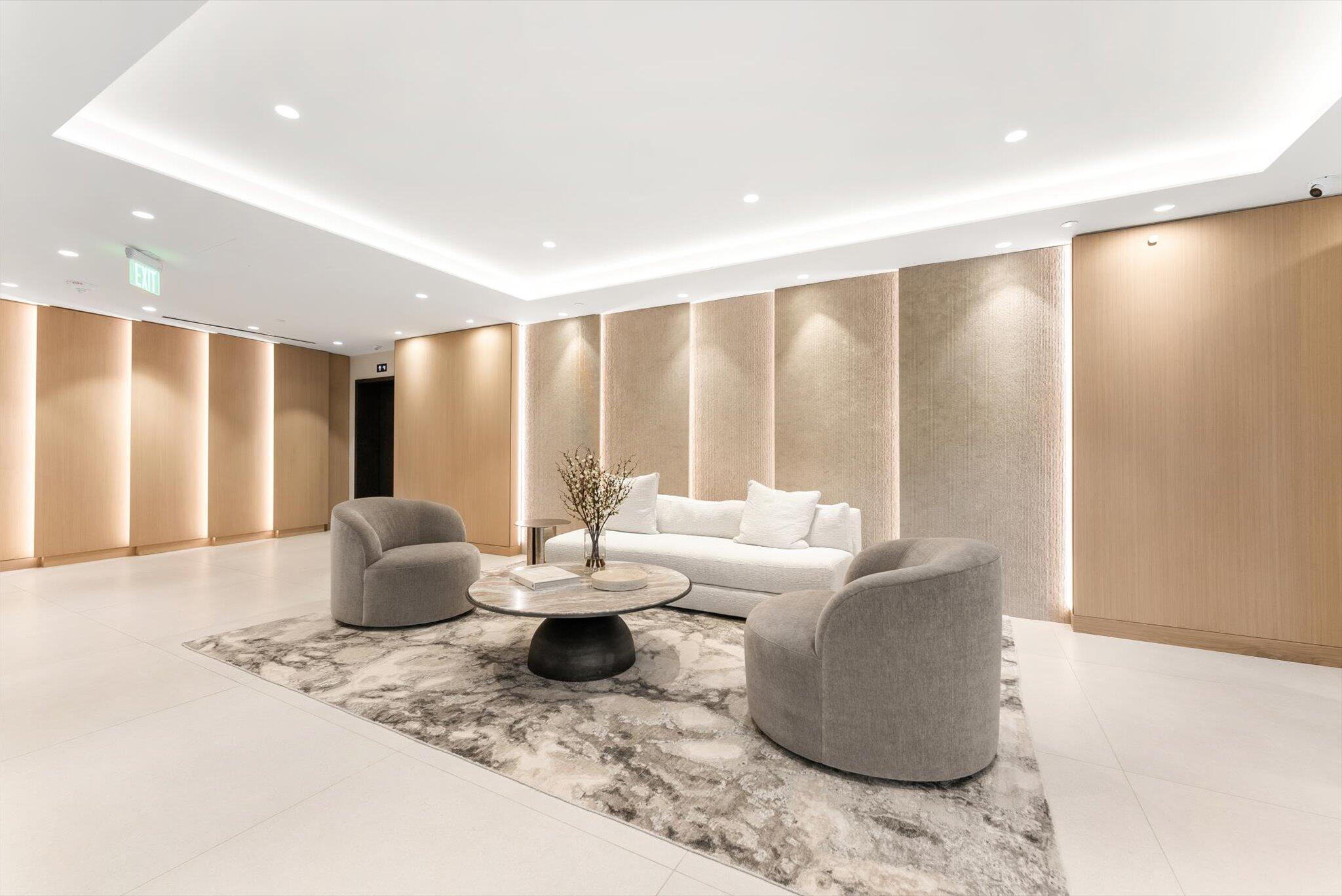 800 S Ocean Boulevard 303