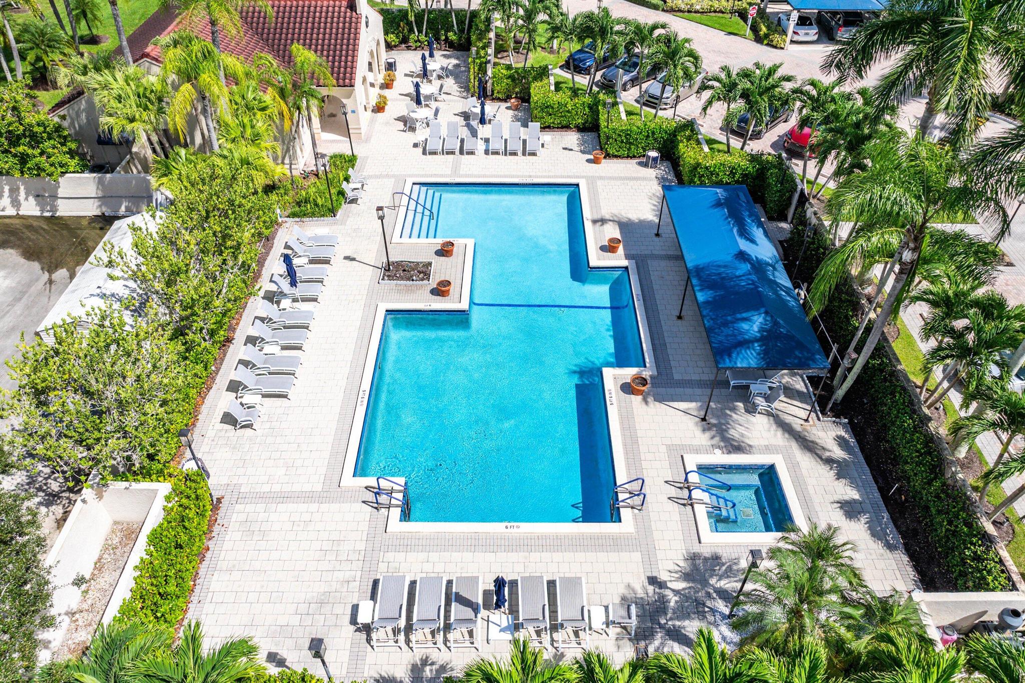 7572 Regency Lake Drive 301