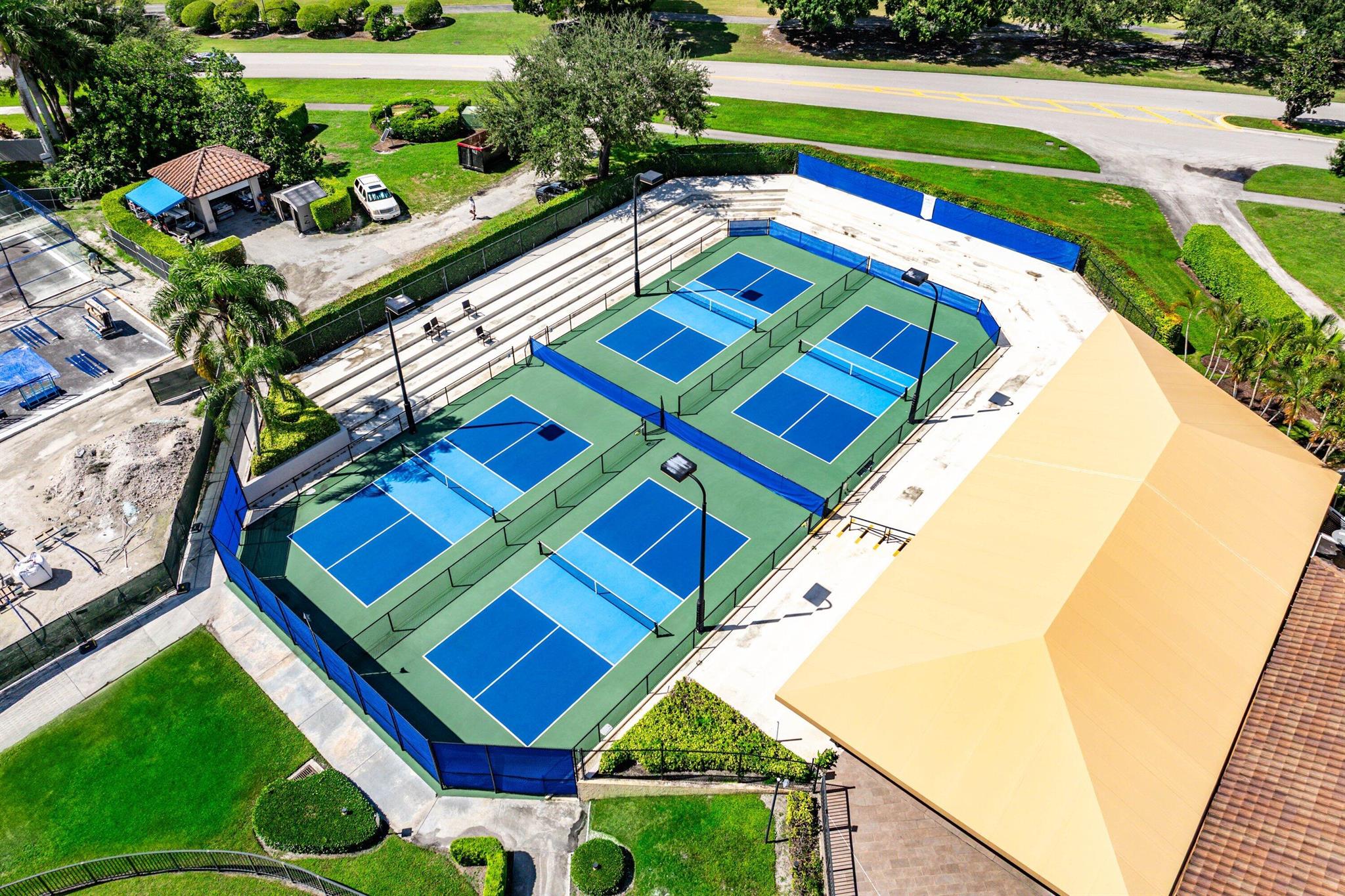 7572 Regency Lake Drive 301